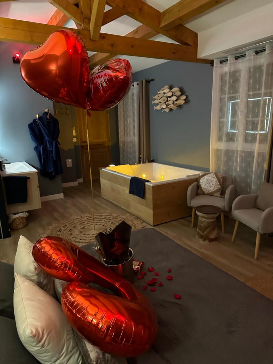 Montpellier Vacations - Mas Hinaiti - Suite romantique avec Spa et ecran geant de cinema - Property Image 26