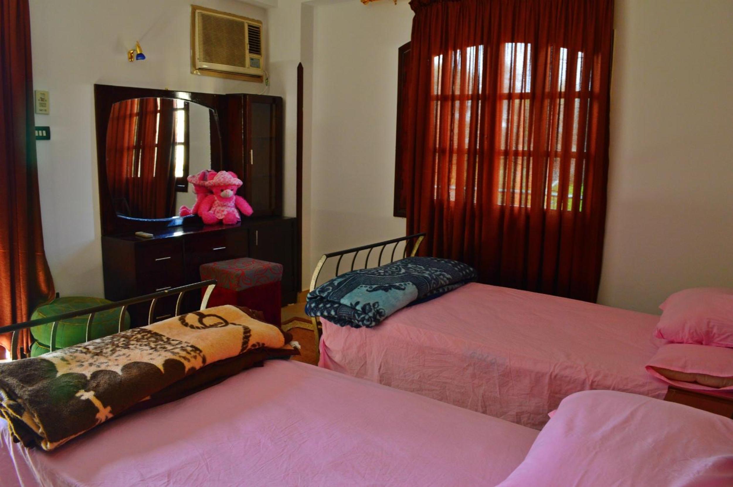 Farida Apartments