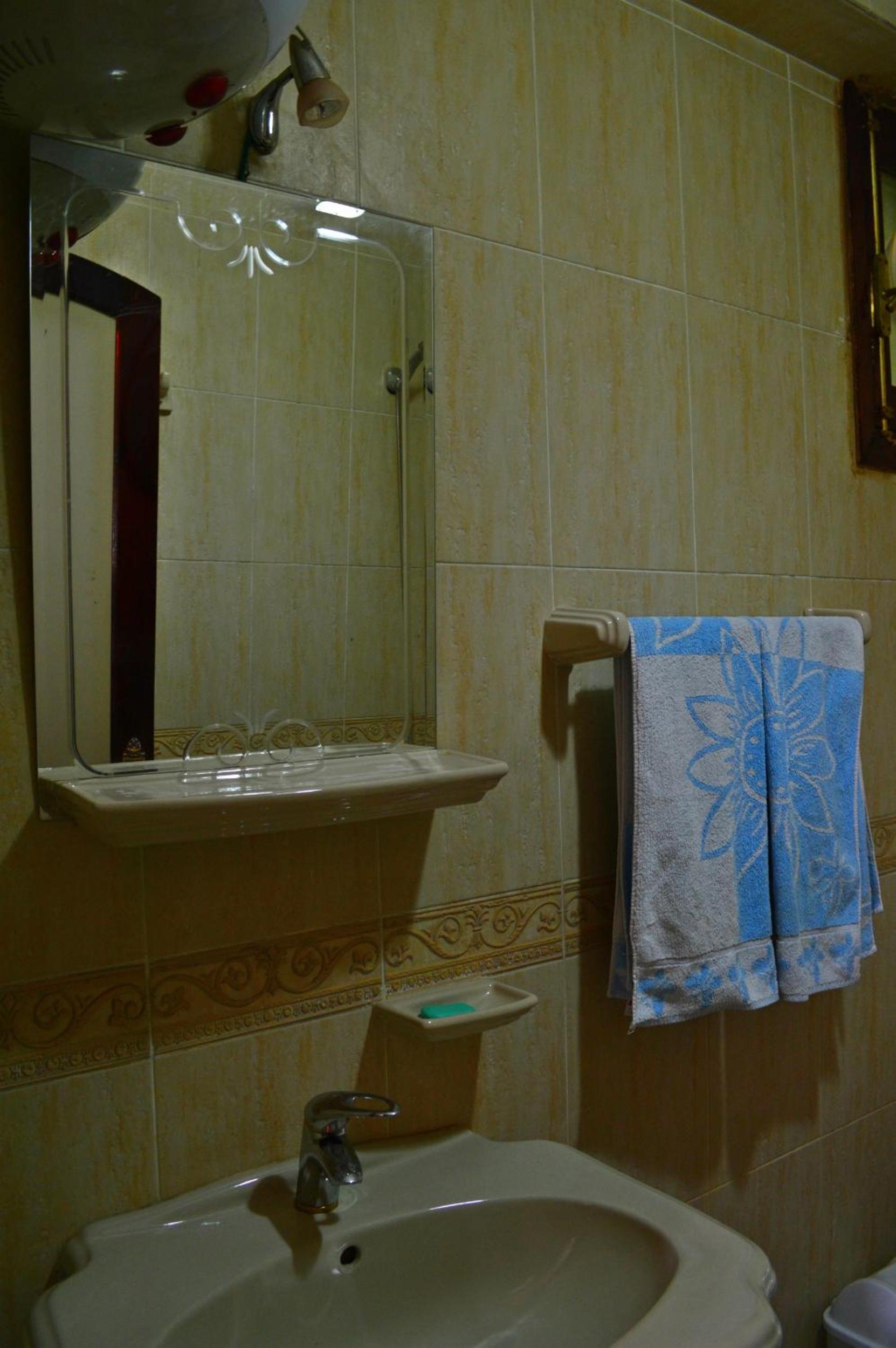 Farida Apartments
