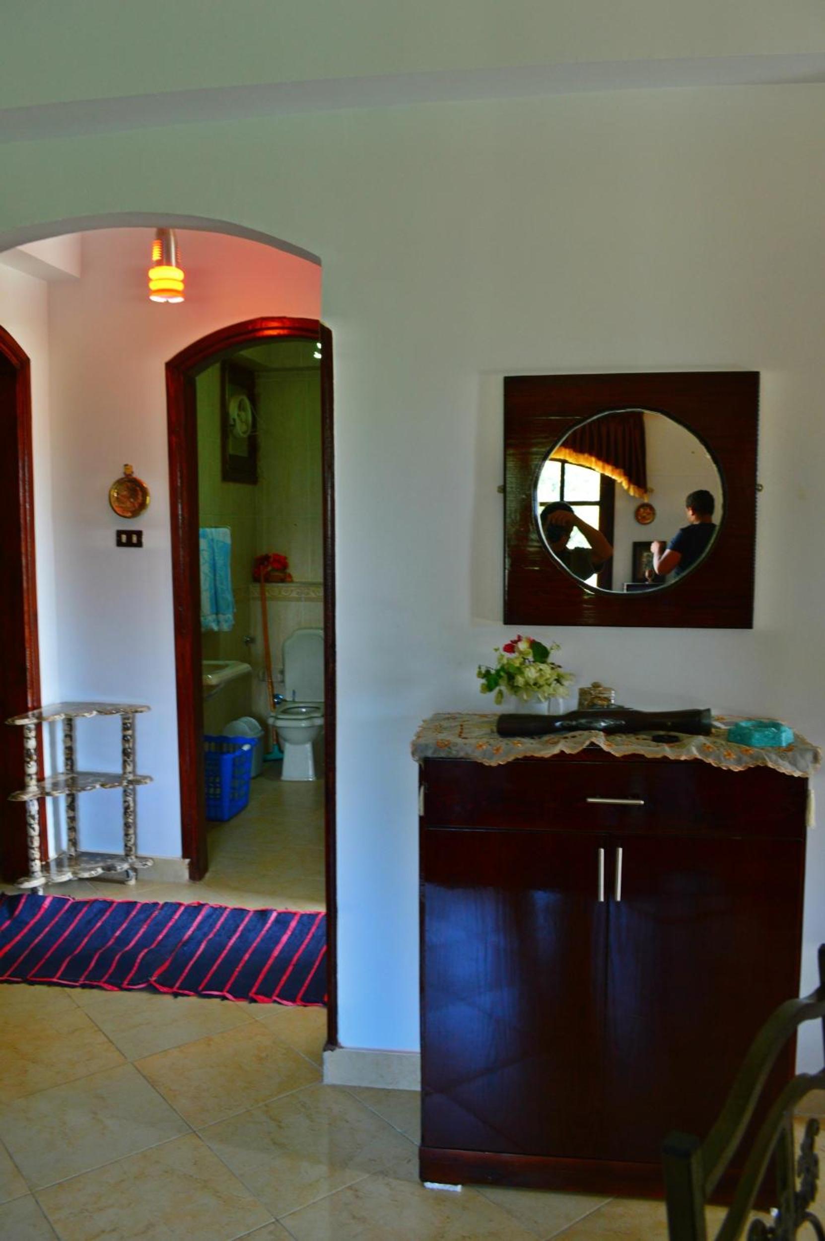 Farida Apartments