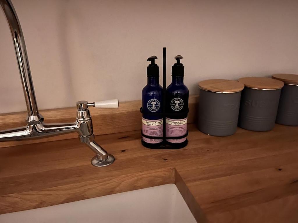 Little Corners