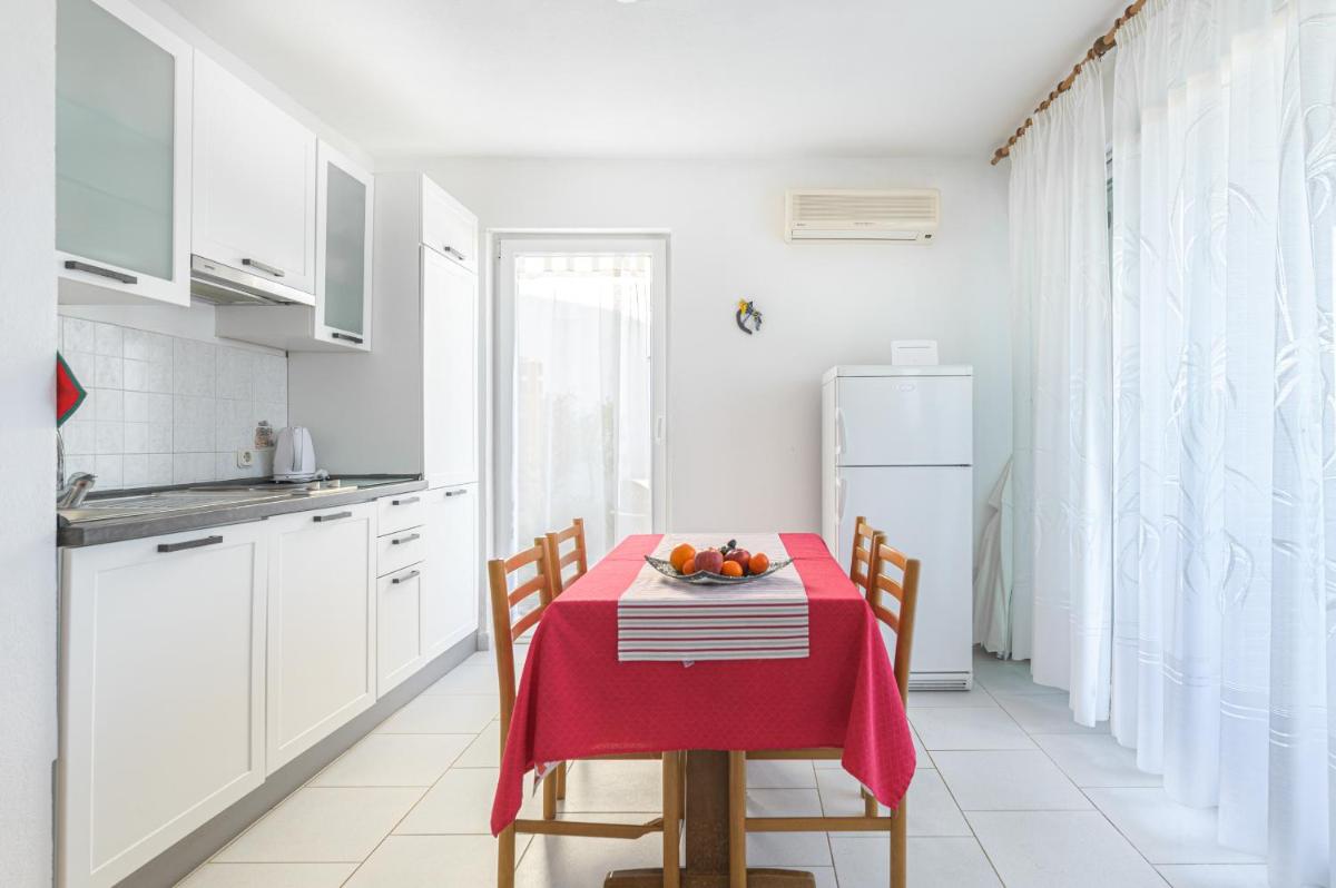 Apartment Nery view 2