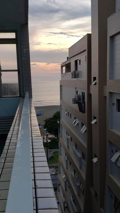 Studio Frente à Praia Boqueirão