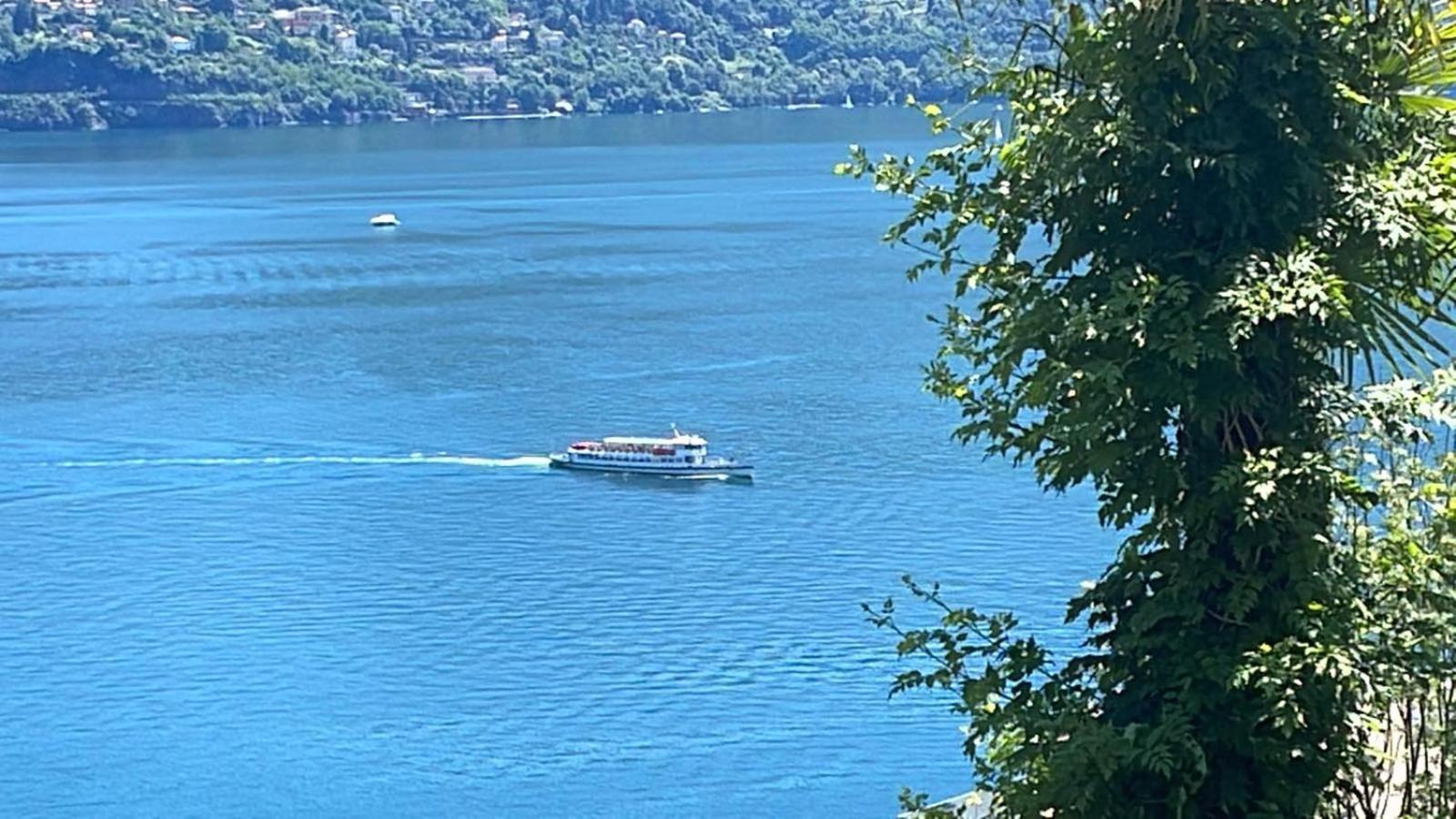 Swiss Blue Residence. Apartment Lake Paradise