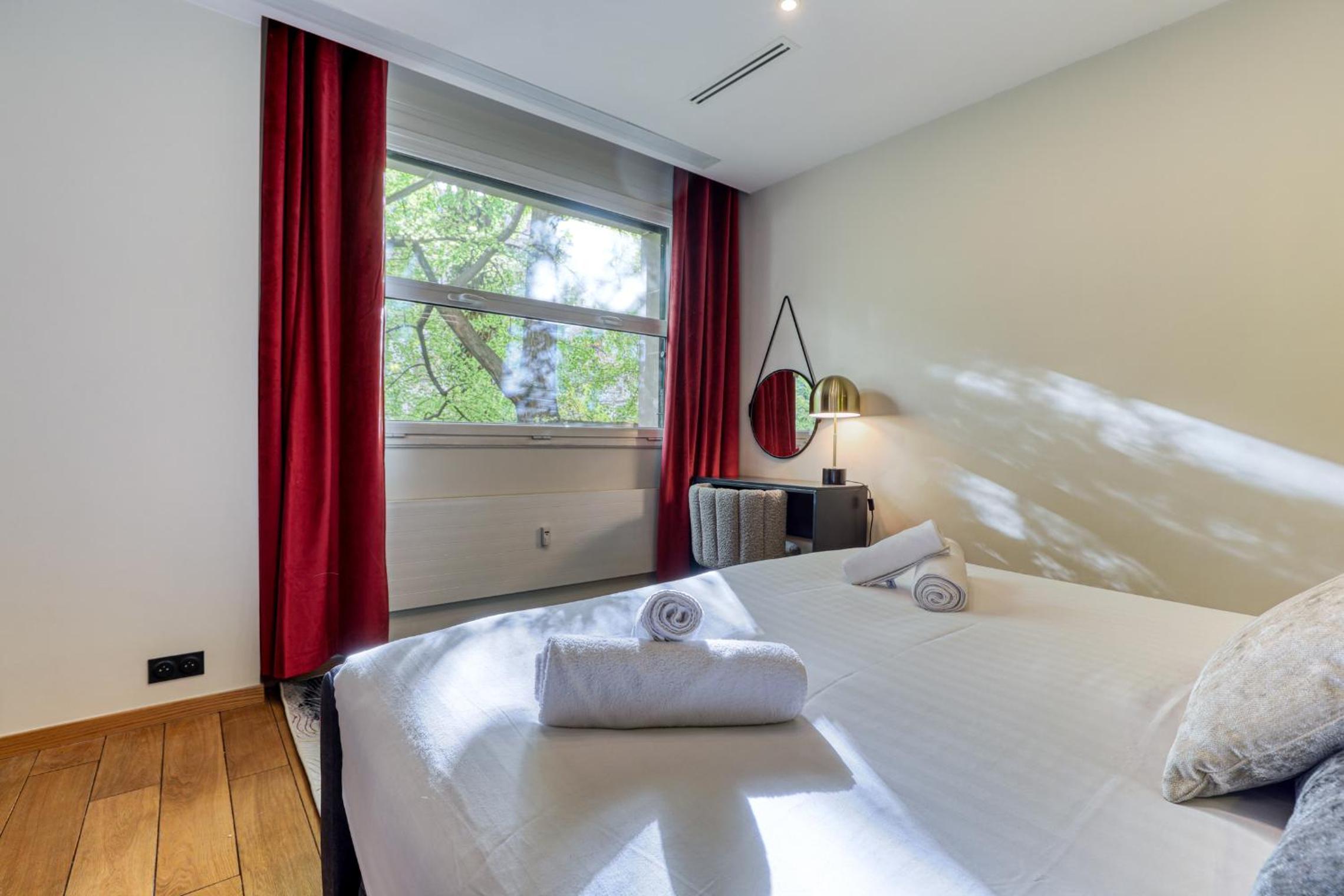 Montaigne Executive Suite