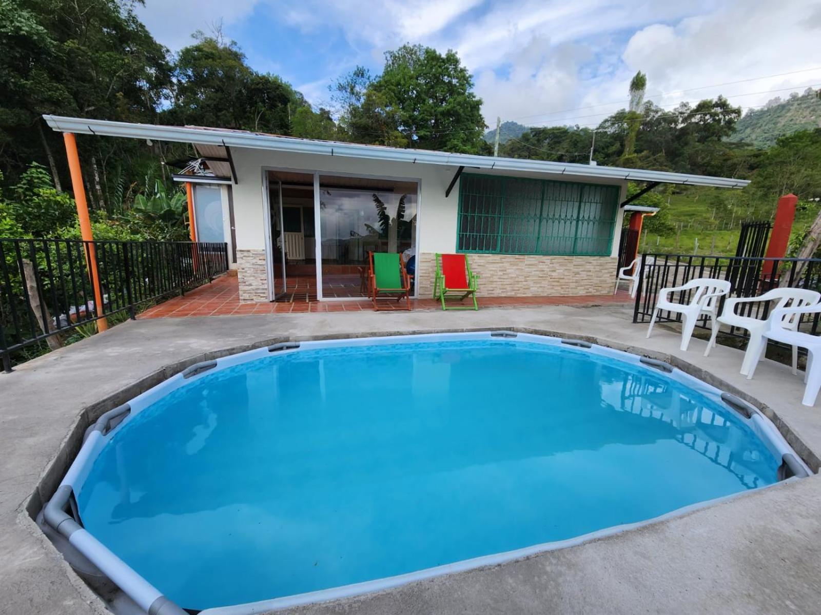 TIERRA VIVA, casa campestre - ANOLAIMA
