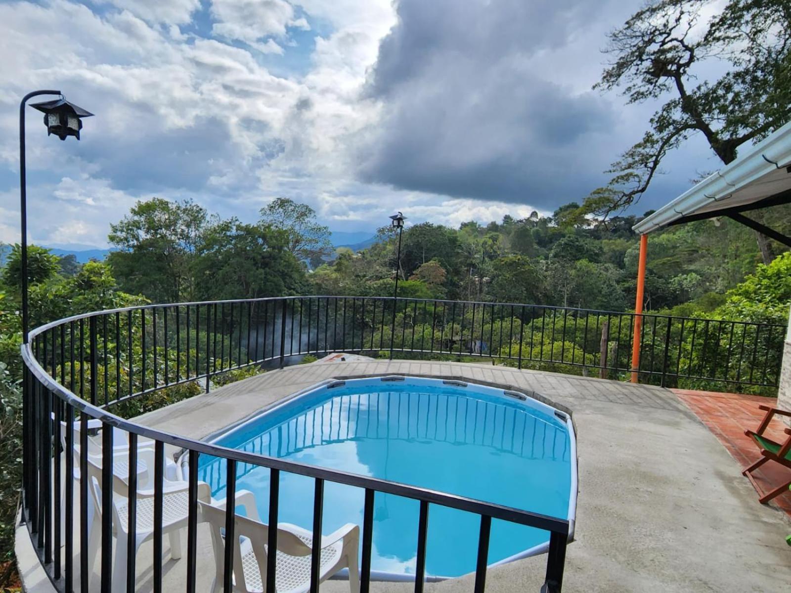 TIERRA VIVA, casa campestre - ANOLAIMA