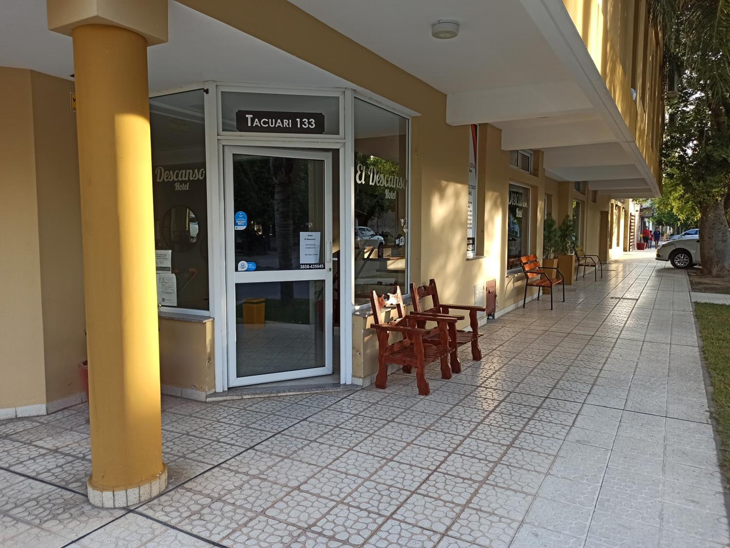El Descanso Hotel