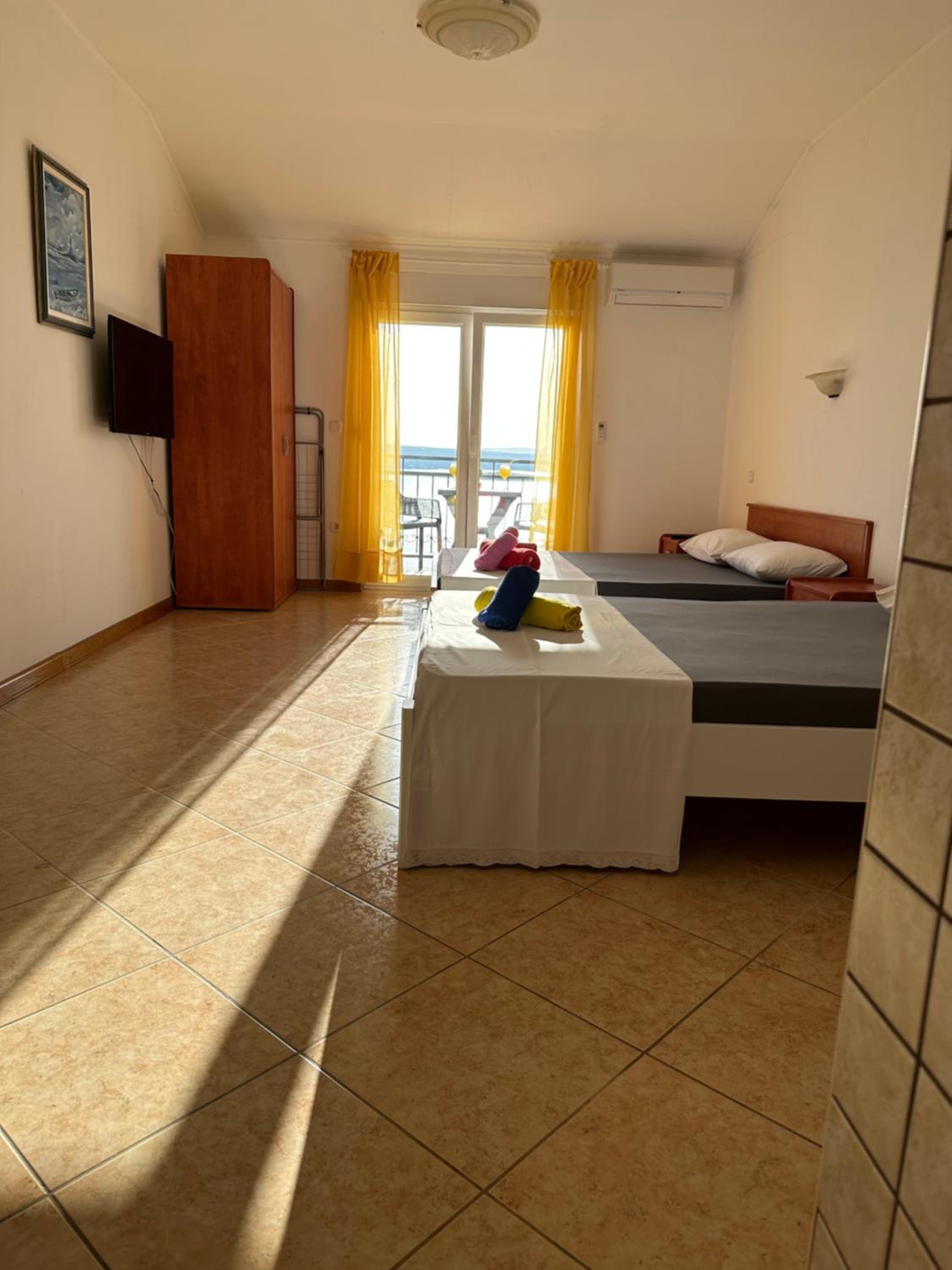 Apartments Badnje