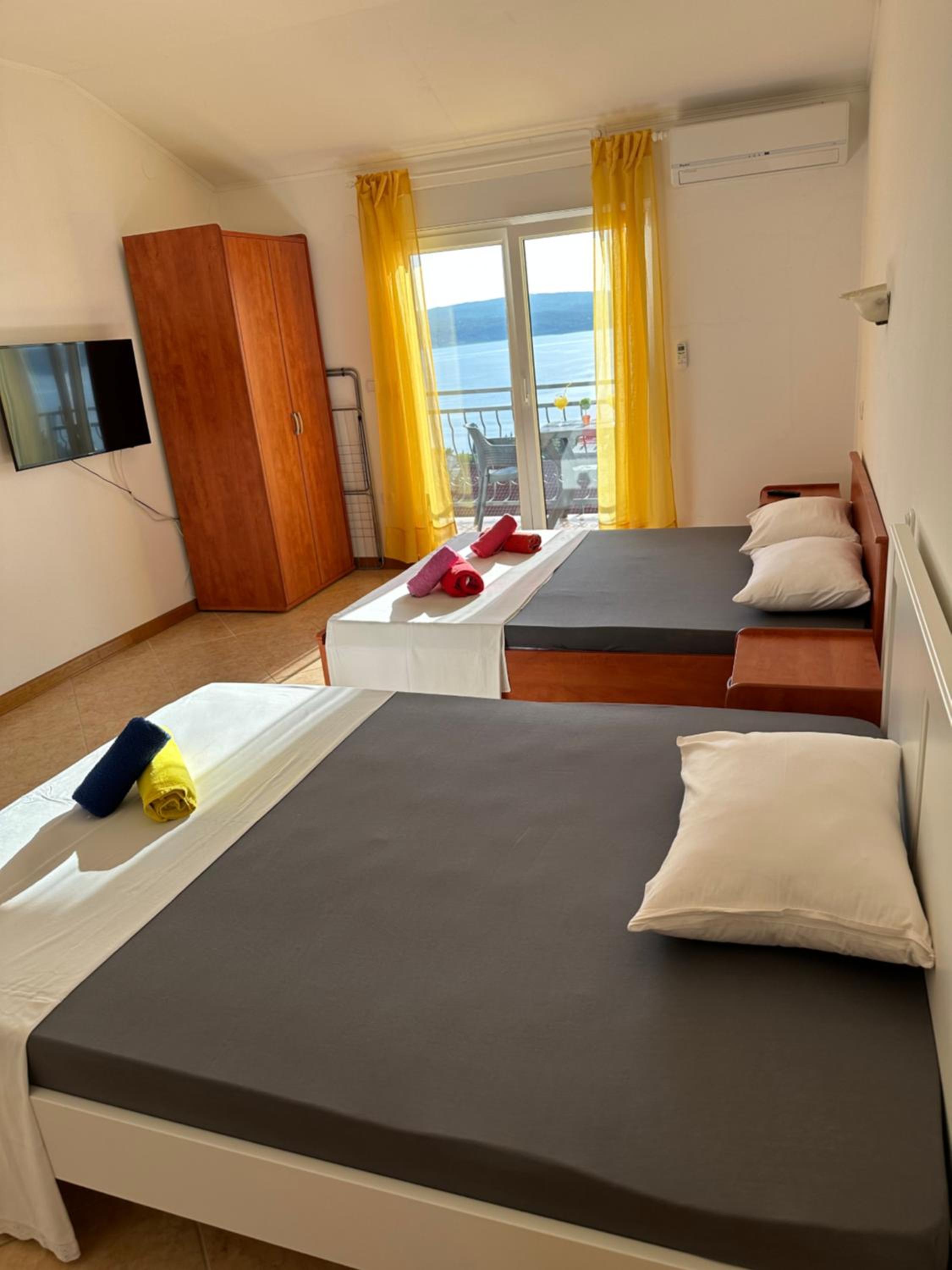 Apartments Badnje