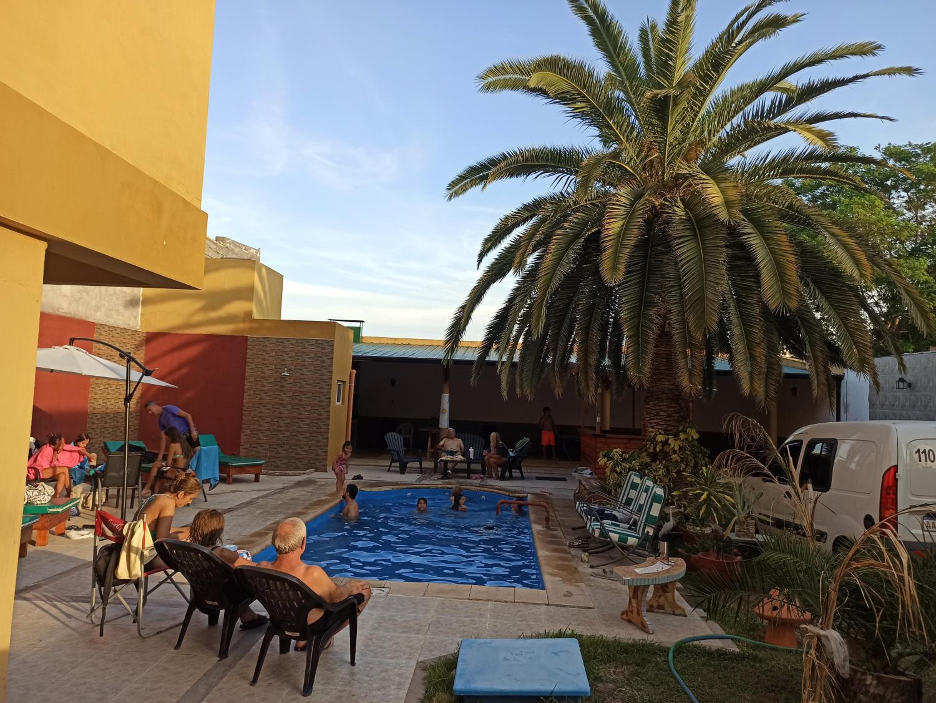 El Descanso Hotel