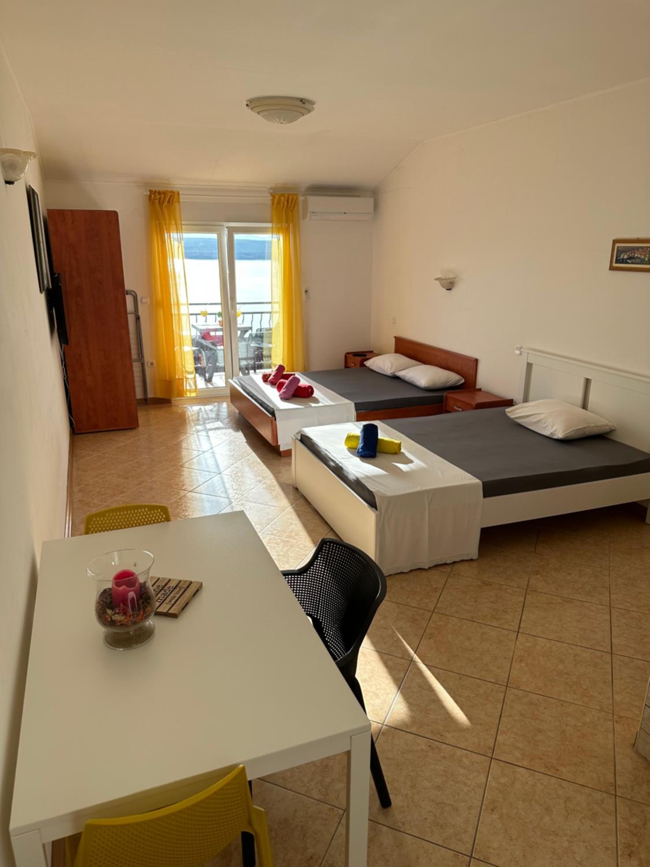 Apartments Badnje