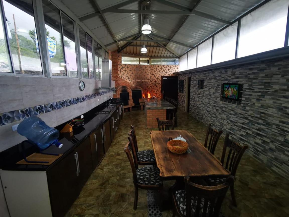 TIERRA VIVA, casa campestre - ANOLAIMA