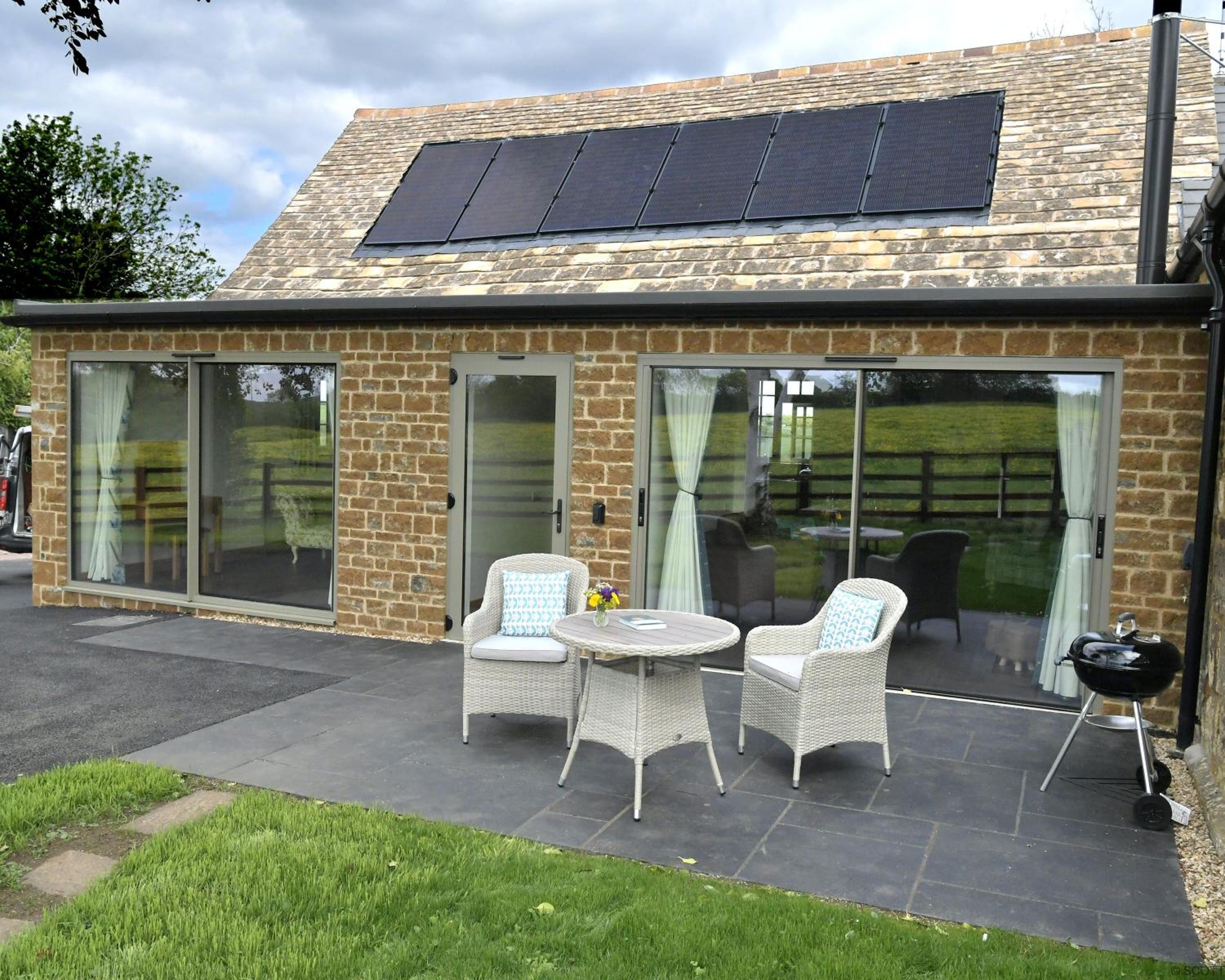 The Stables and The Tackroom at Castle Chase, Ayston view 3