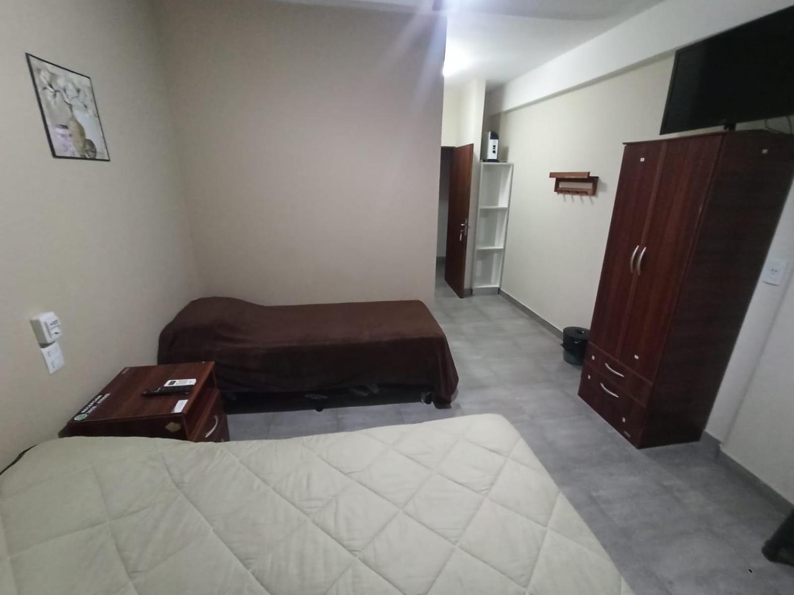 El Descanso Hotel