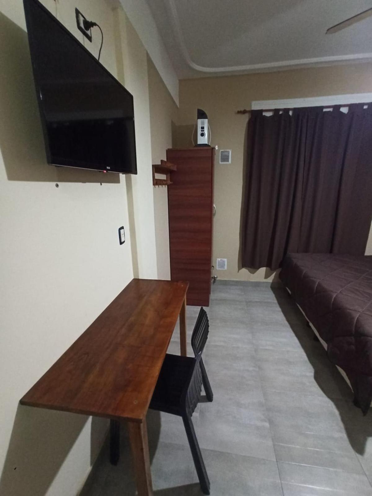 El Descanso Hotel