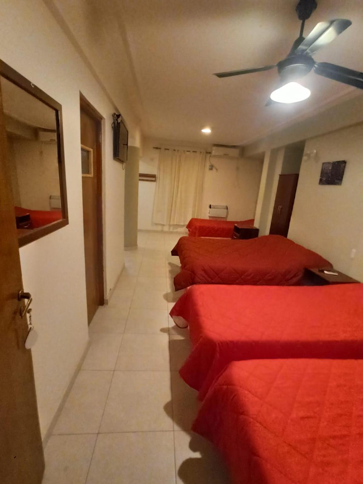 El Descanso Hotel