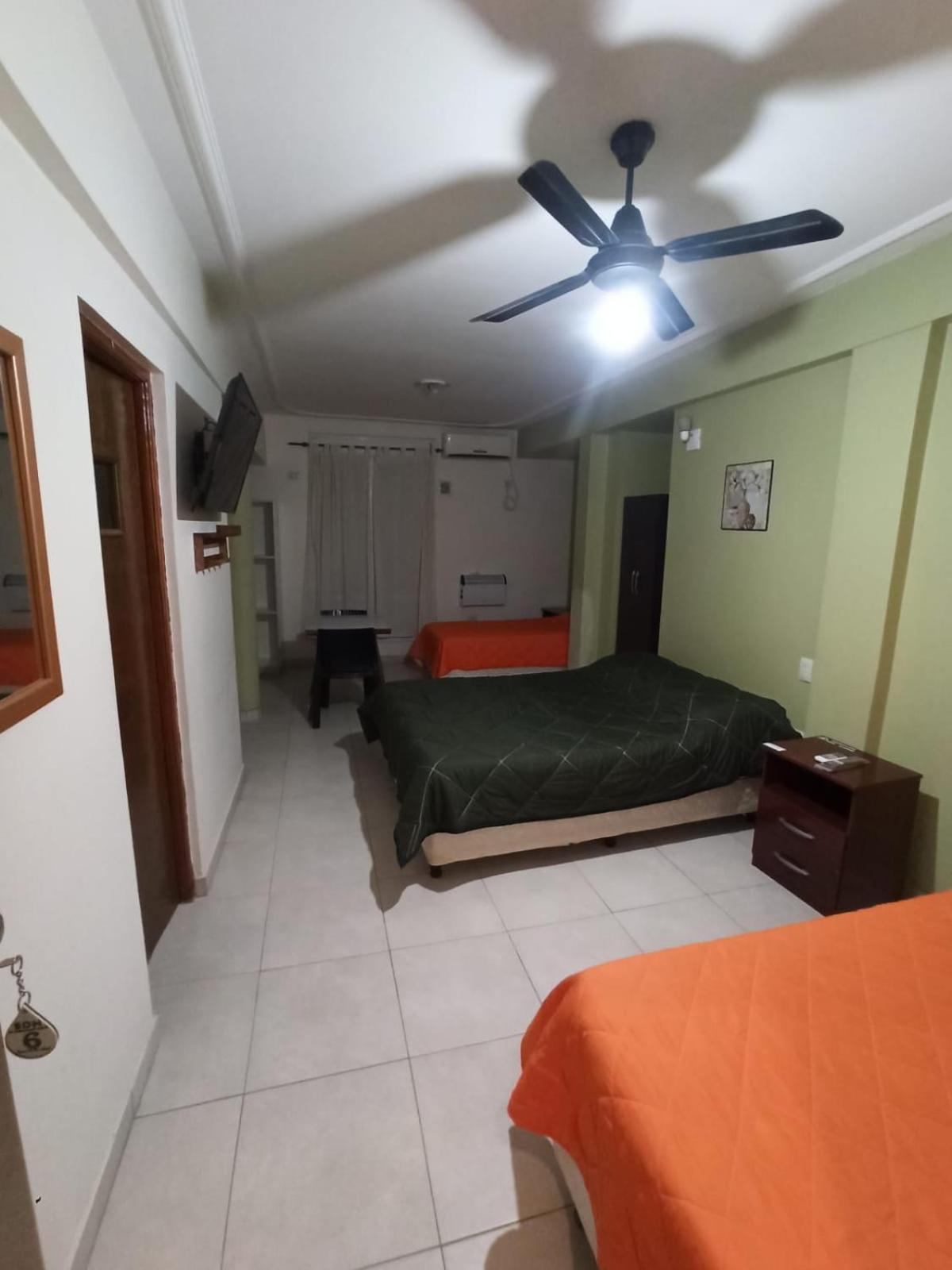 El Descanso Hotel