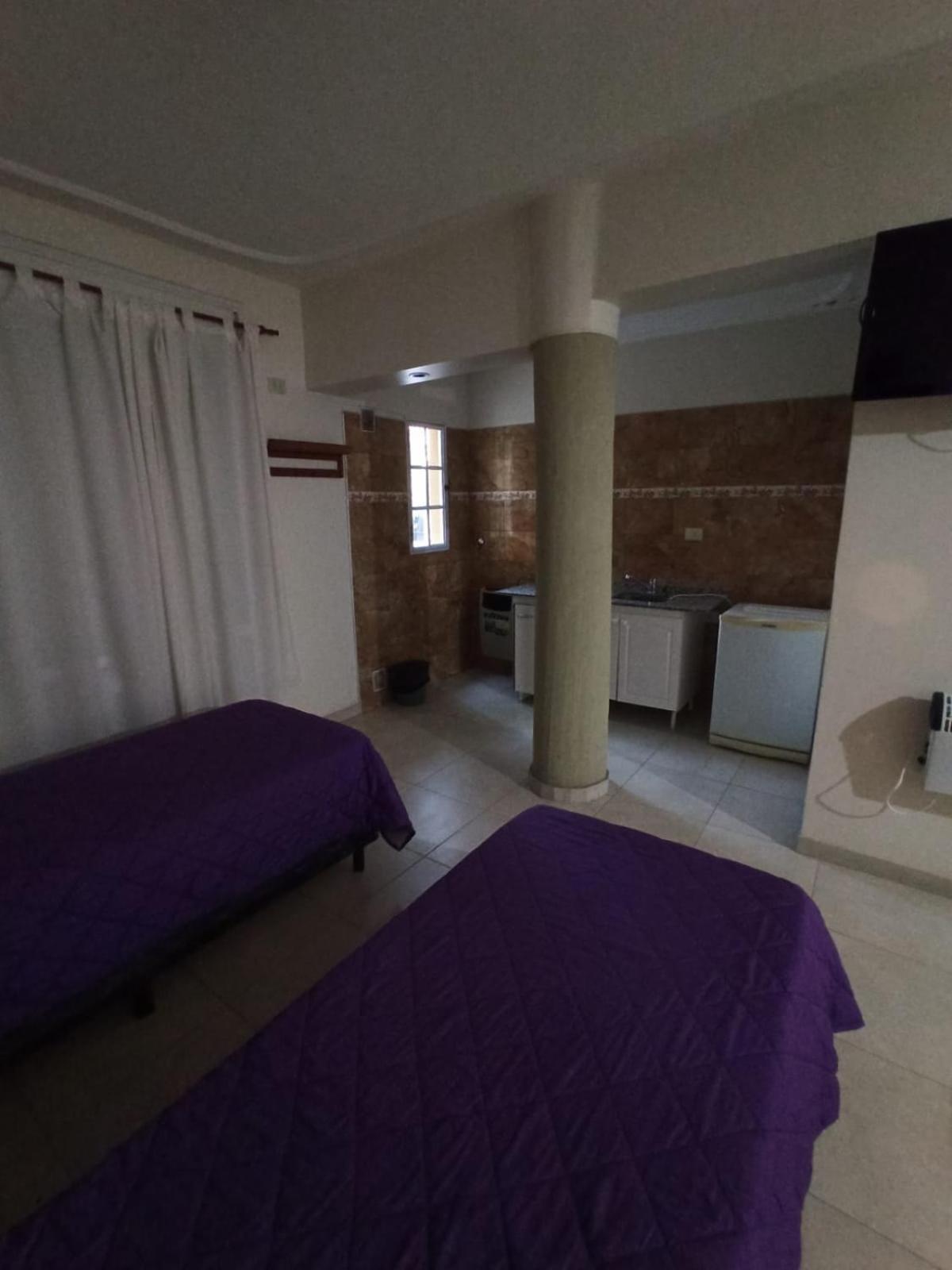El Descanso Hotel