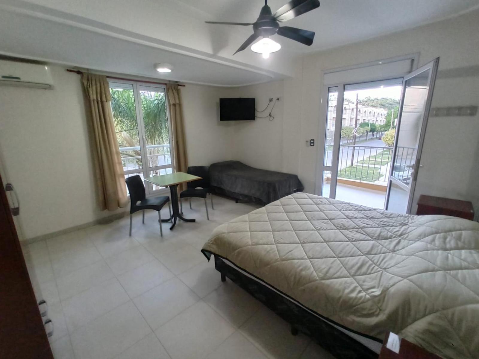 El Descanso Hotel