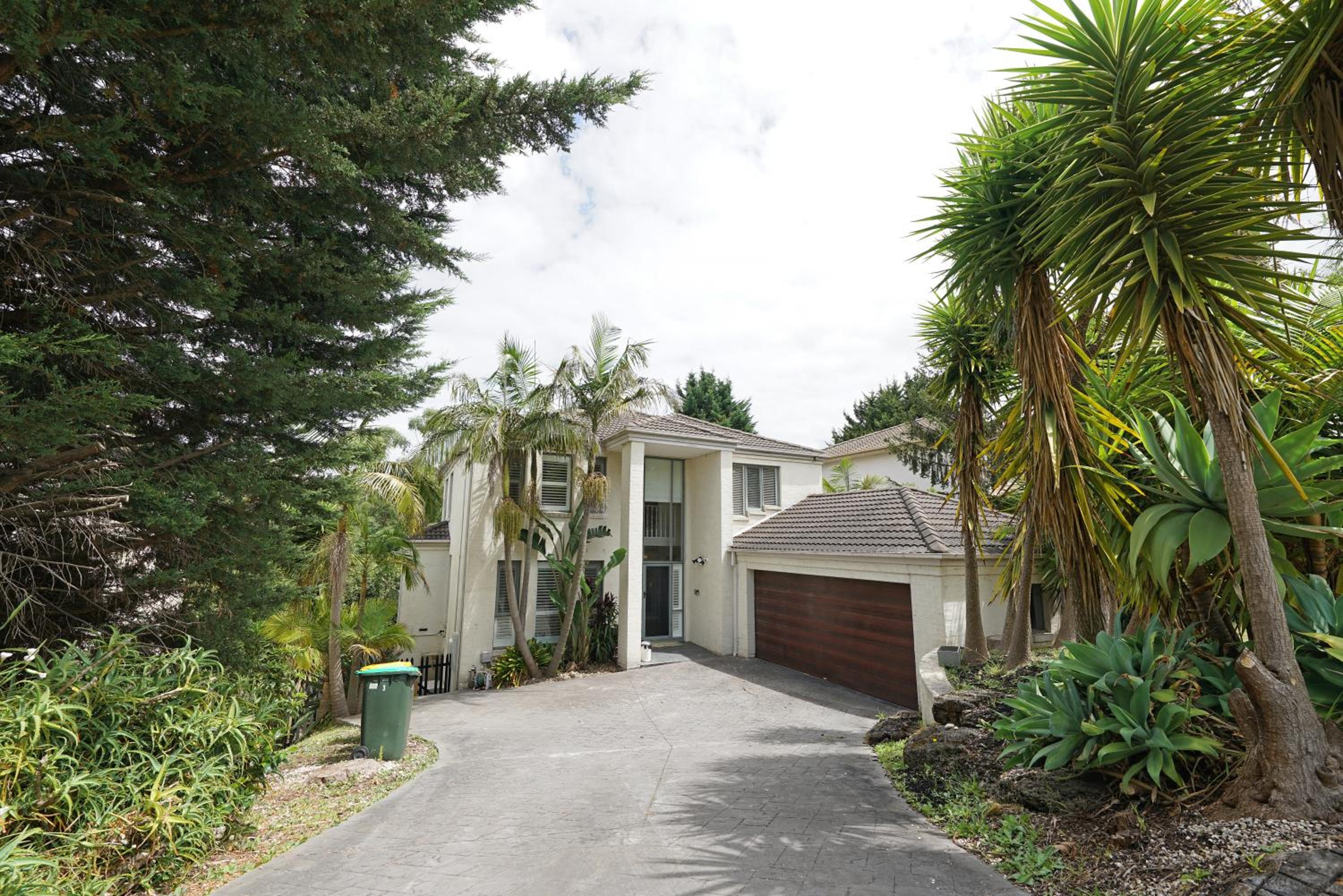 Charming 6 BRM Villa in Melbourne Mullum Mullum Precinct