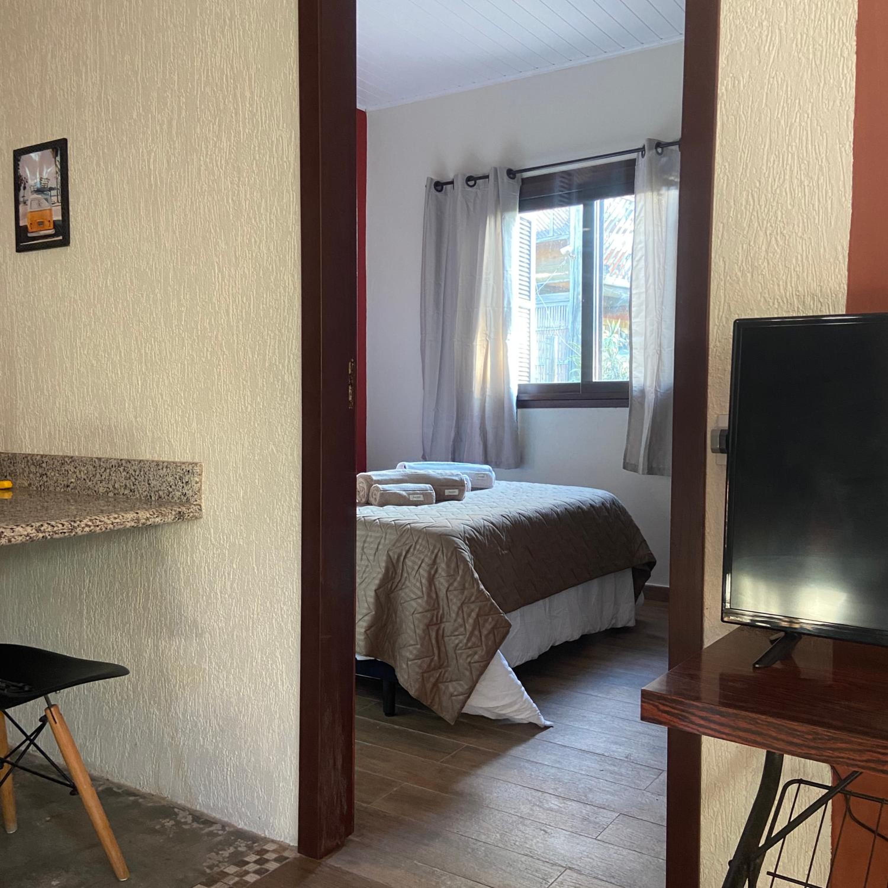 Casa Solana - confortável, em rua calma, no centro do Rosa