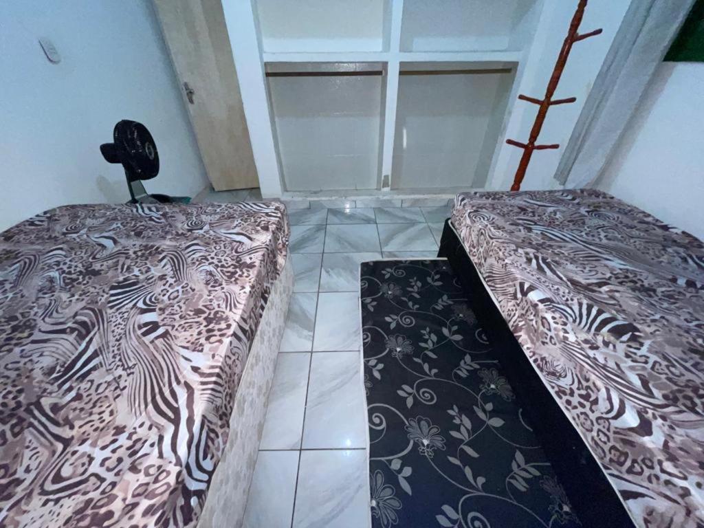 Casa térrea a 2 min da praia dos anjos