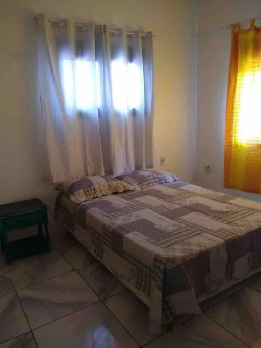 Casa térrea a 2 min da praia dos anjos