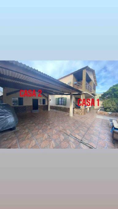 Casa térrea a 2 min da praia dos anjos