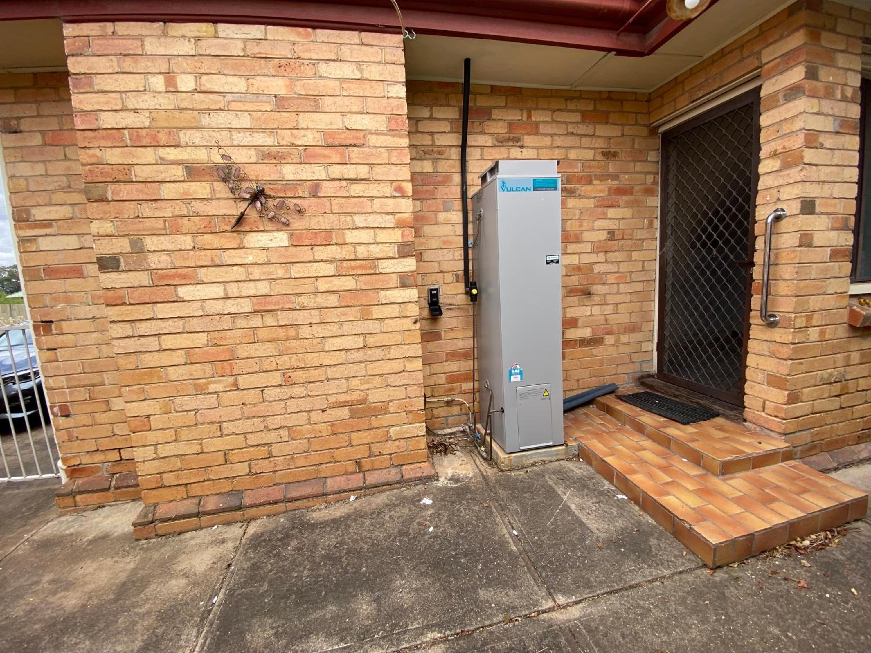 6 Beds-Whole House with 4 bedrooms -Stawell - share accommodation - 3 rooms for 5 gusts are available
