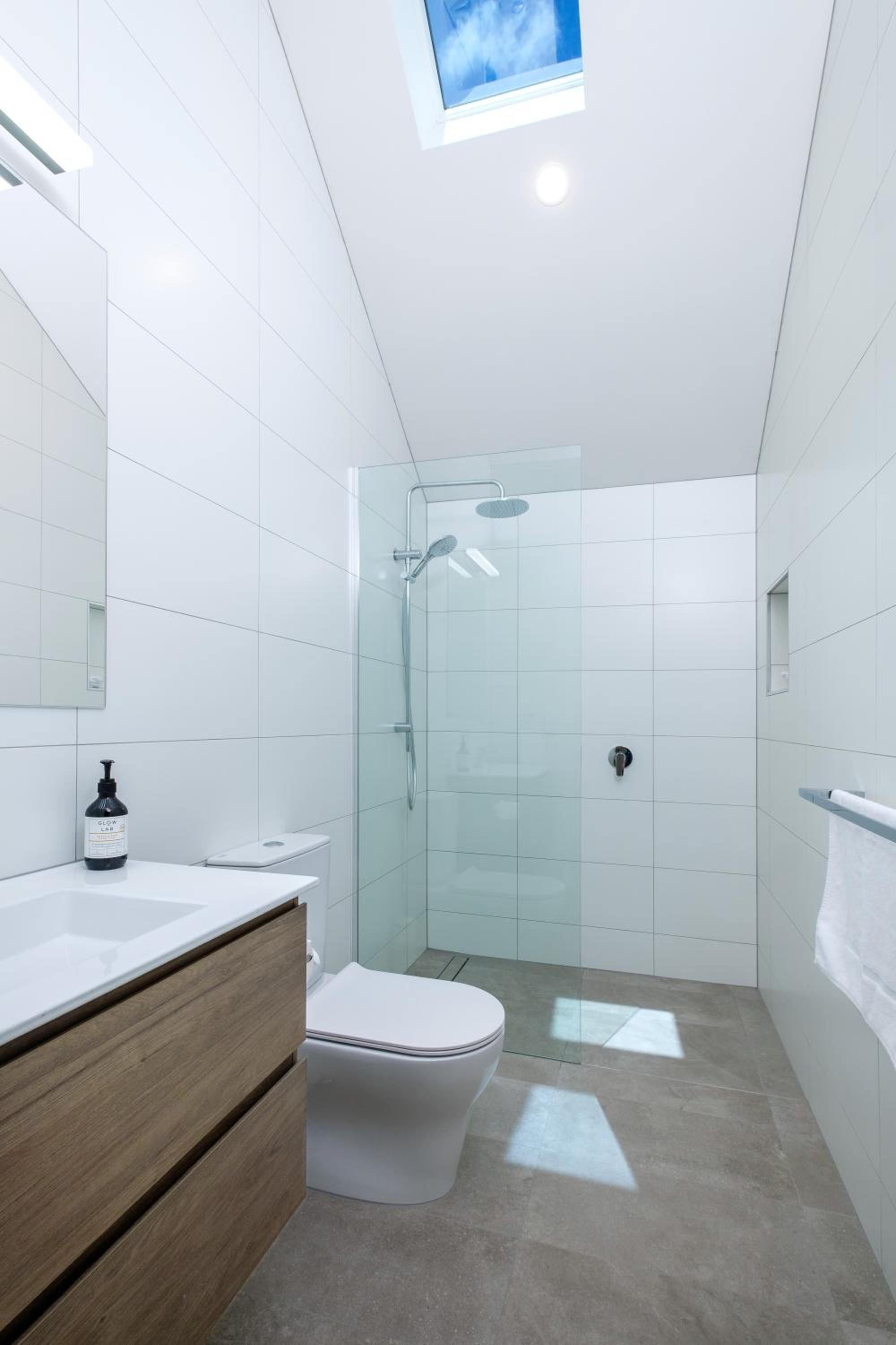 Serenity HG4 4Br 3&half Ba with Absolute National Park Frontage