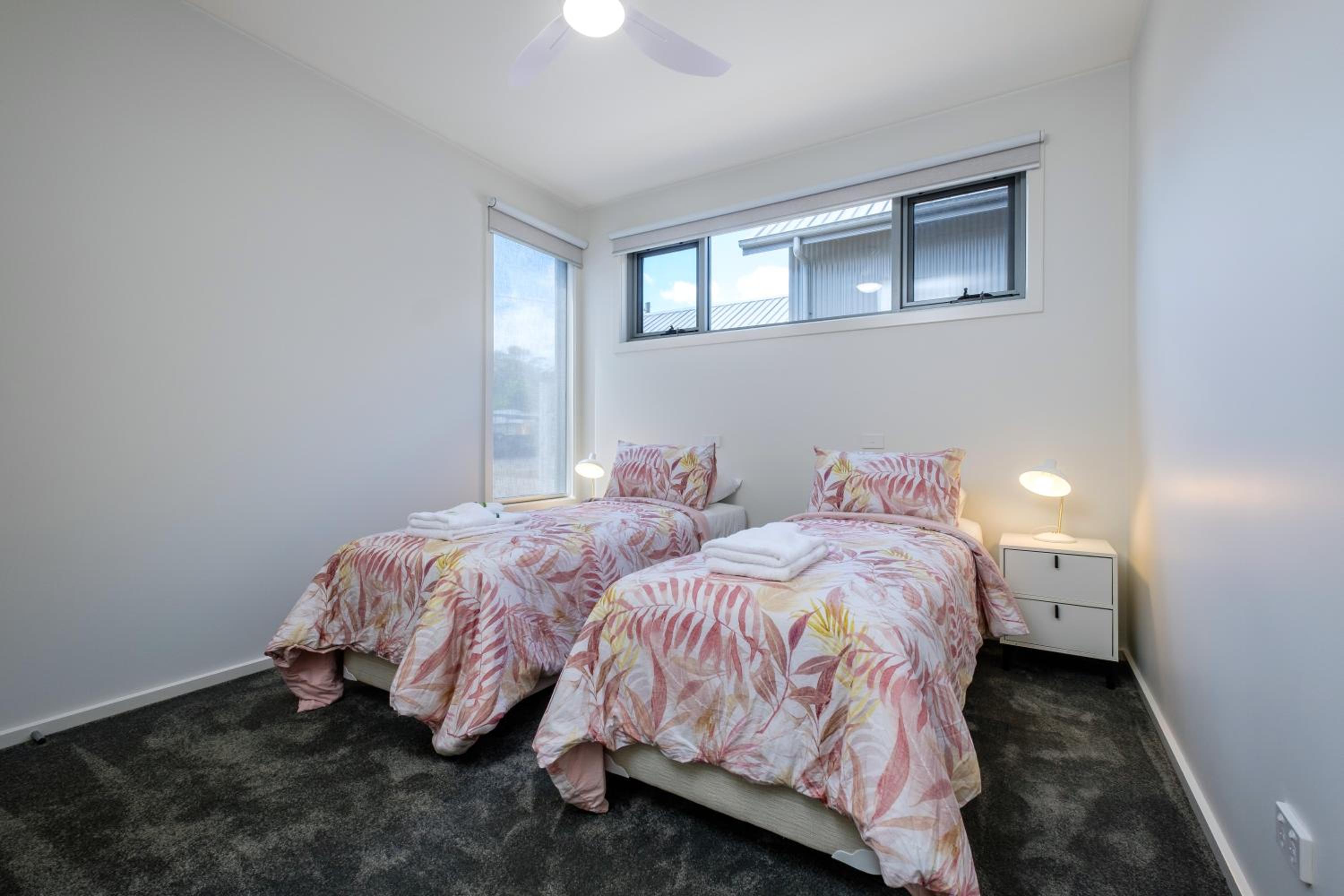 Serenity HG4 4Br 3&half Ba with Absolute National Park Frontage