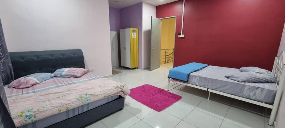 Flora Homestay Jenjarom, Banting,Telok Panglima Garang view 2