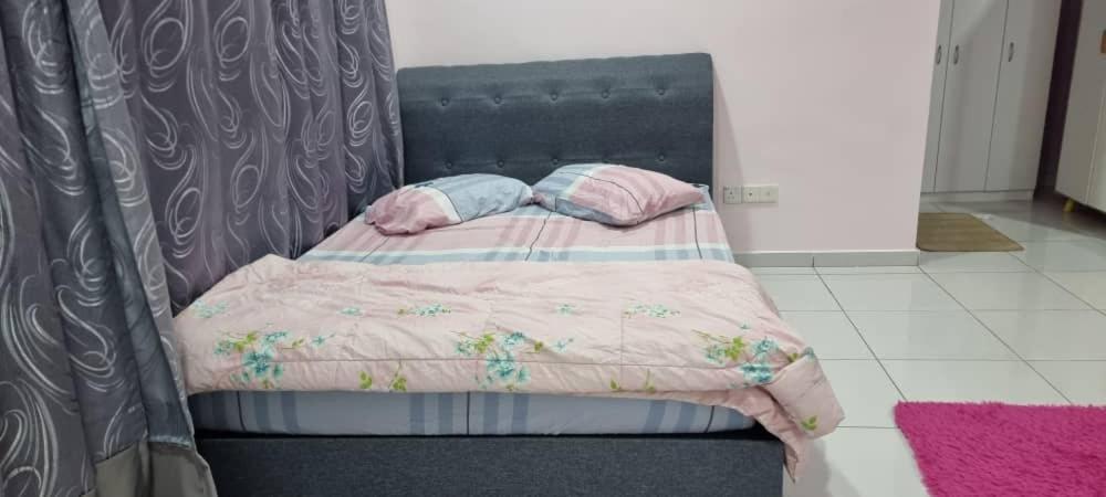 Flora Homestay Jenjarom, Banting,Telok Panglima Garang view 3