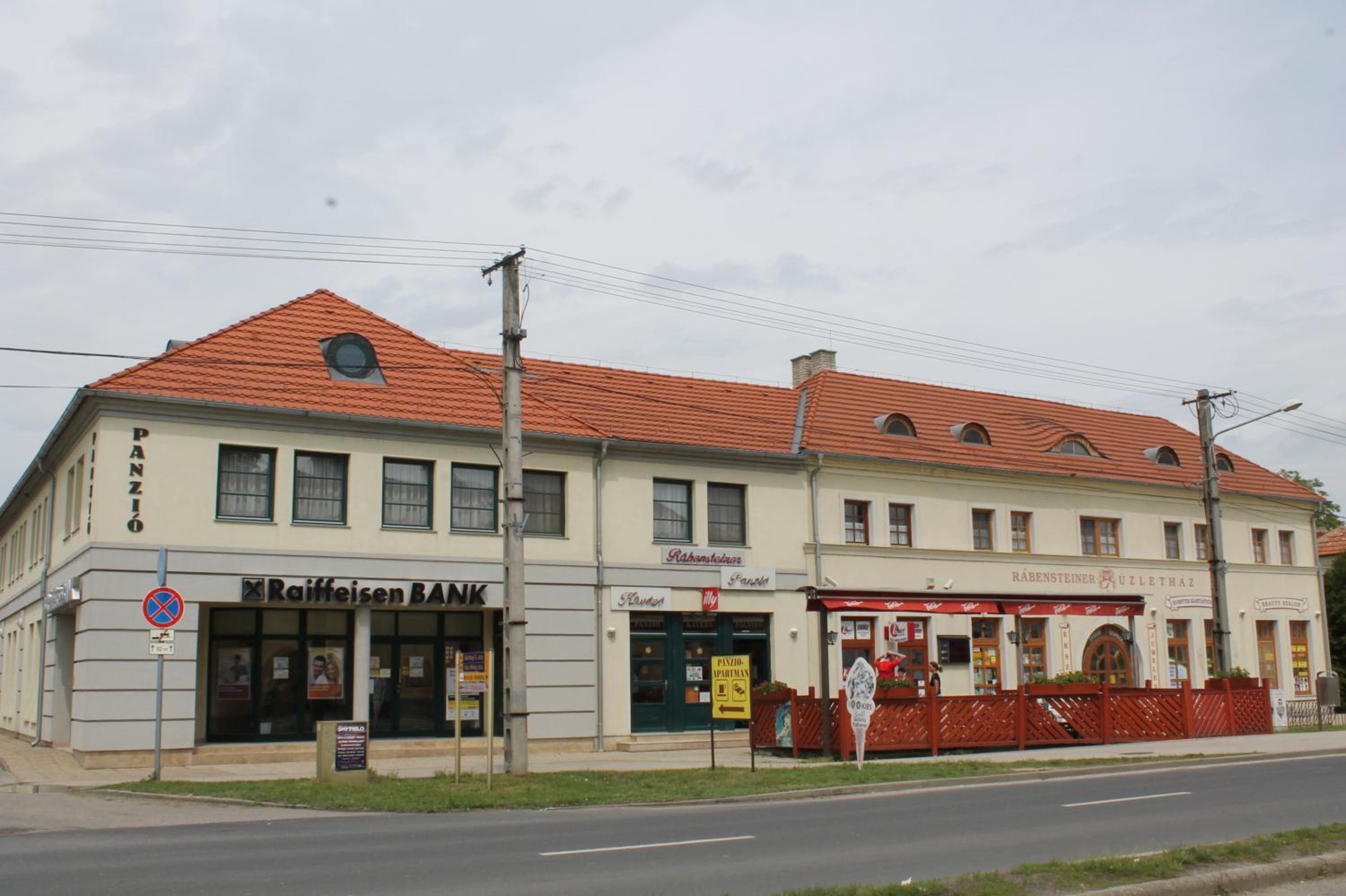 Photo 29