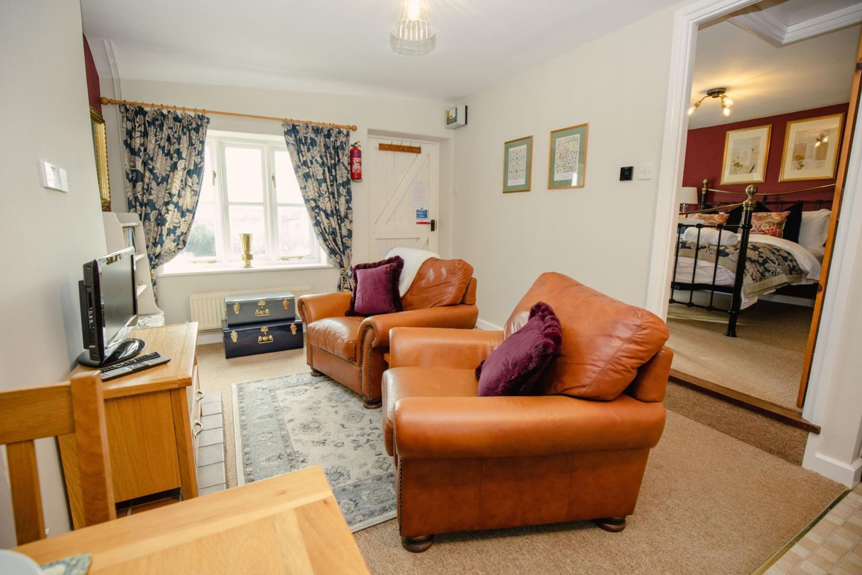 Milkmaids Cottage - Rudge Farm Cottages