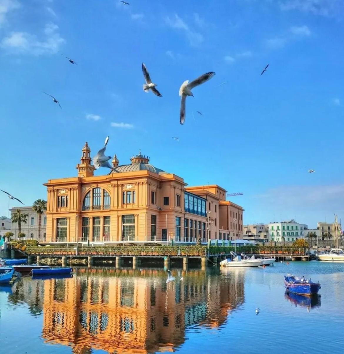 Annamaria - Central Station Charming accommodation en Bari