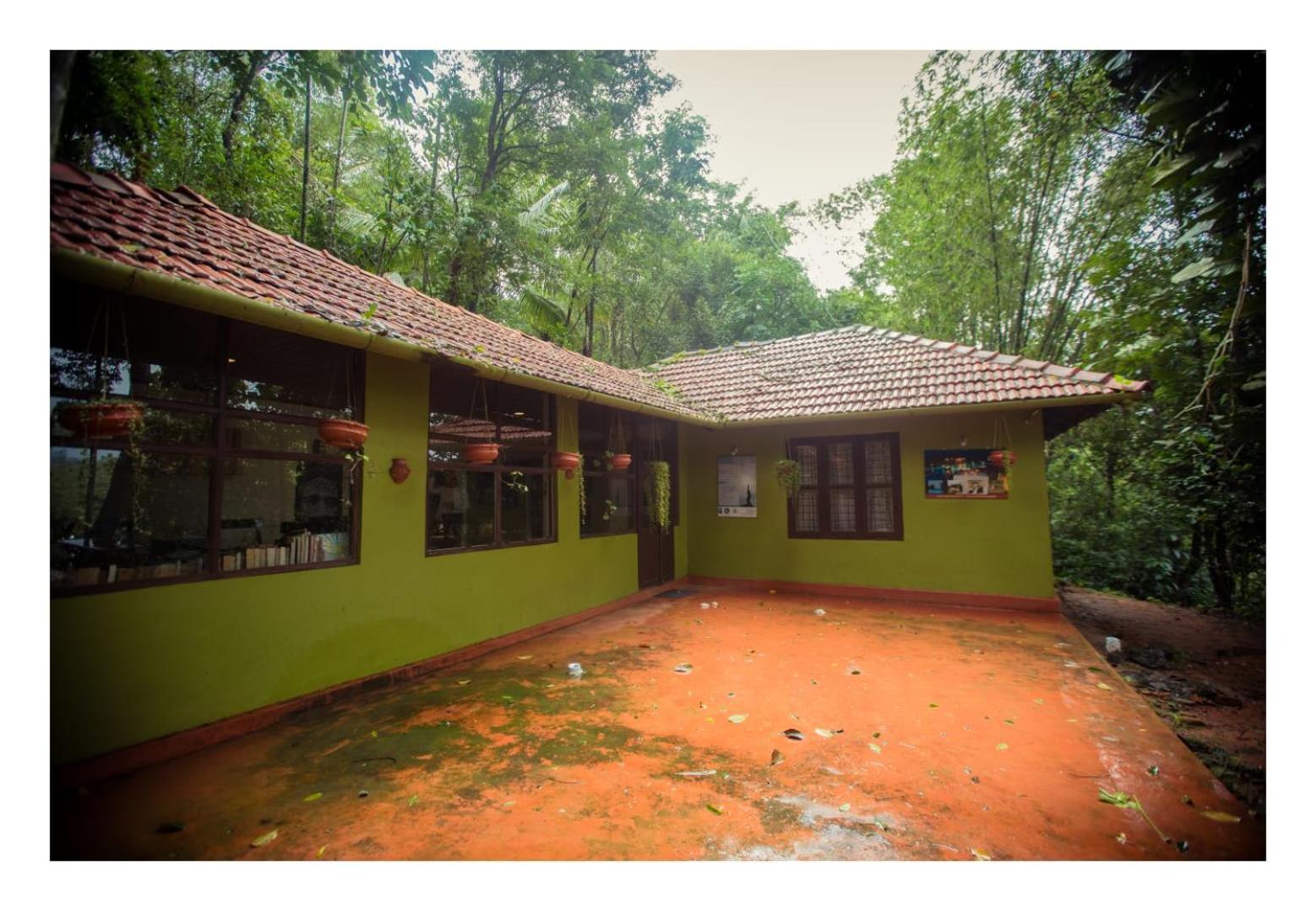 Grassroots Wayanad, Valley-view Tents