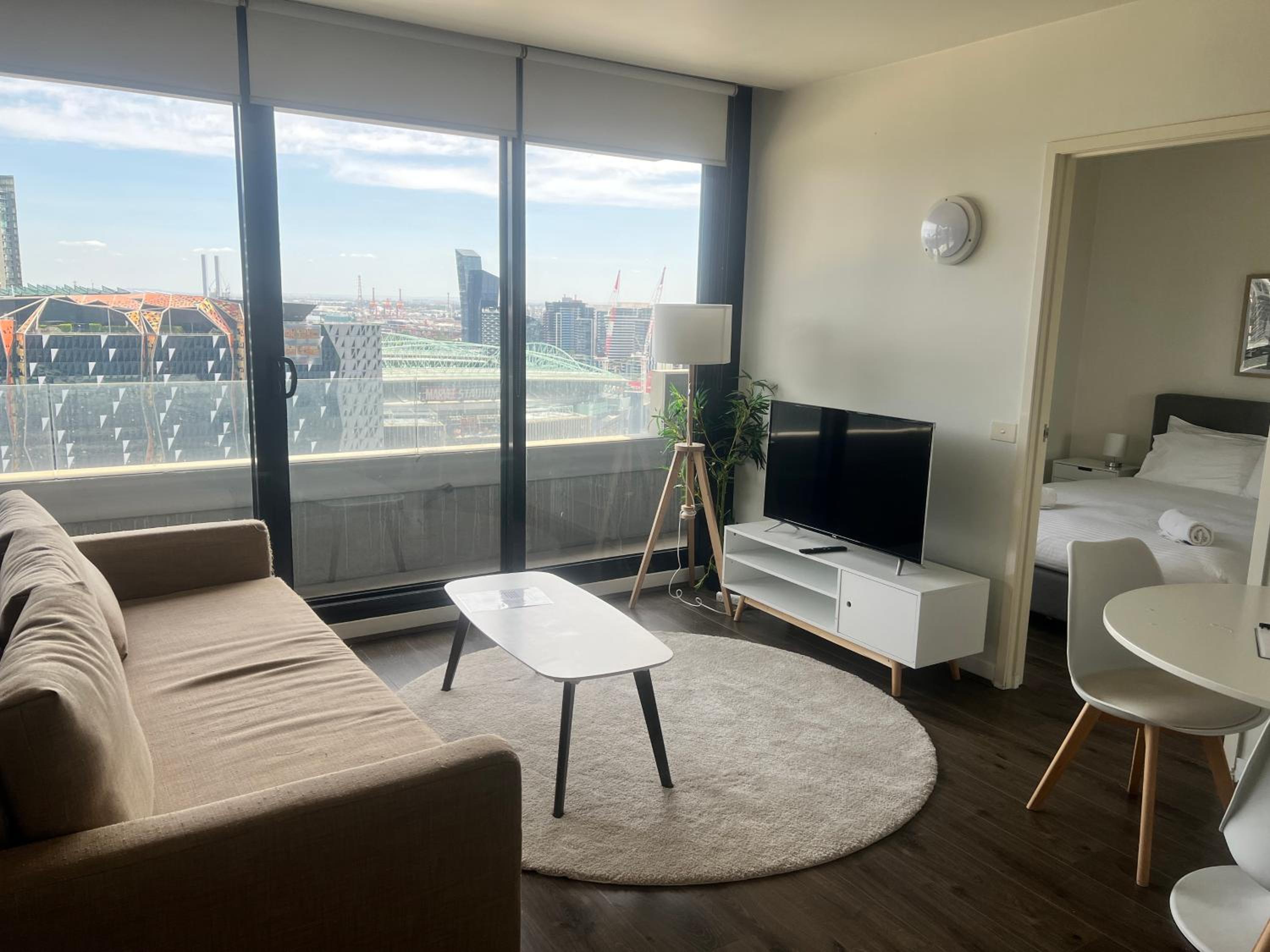 ReadySet Apartments on Spencer