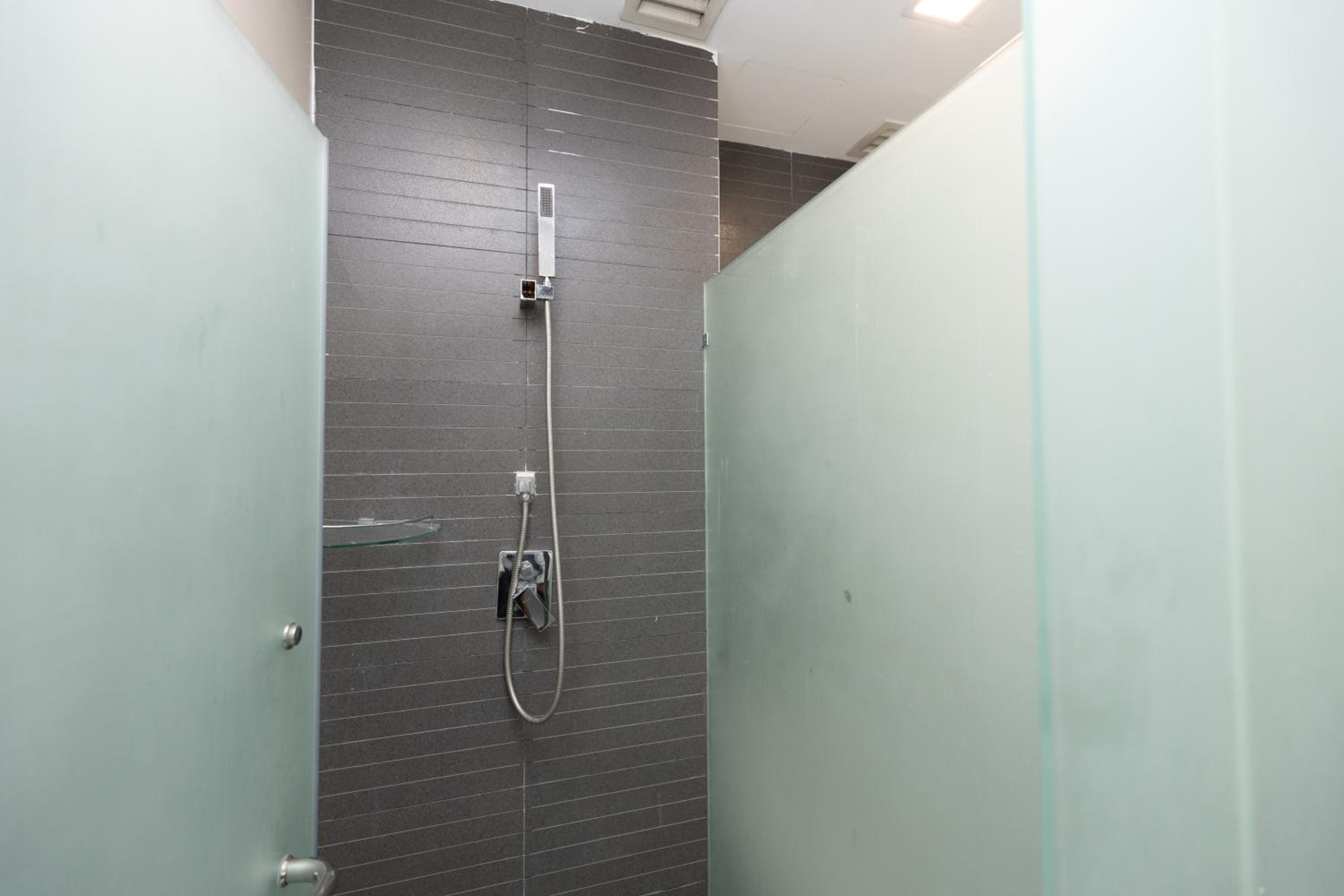 Dua Sentral Residence near KL Sentral by COBNB