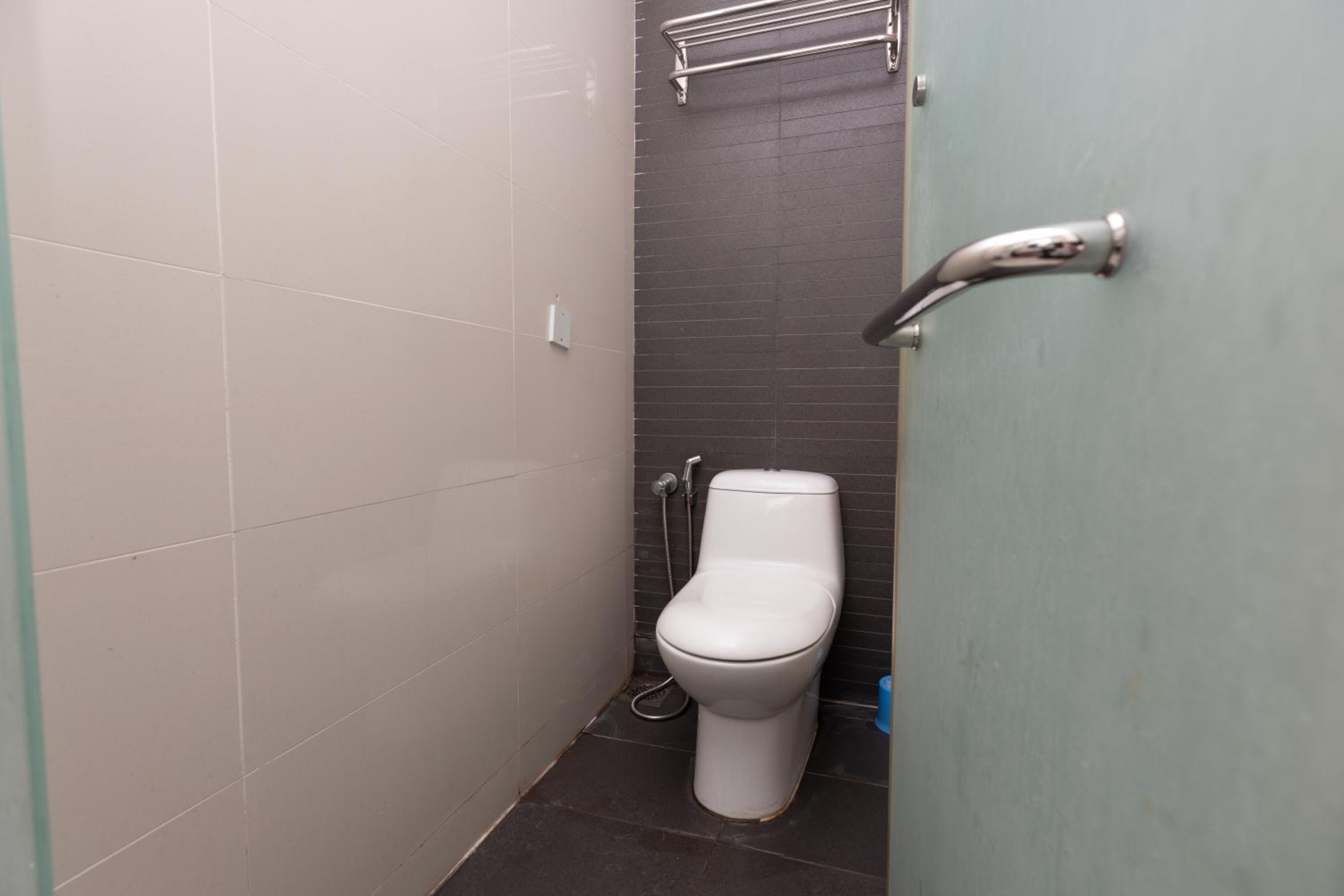 Dua Sentral Residence near KL Sentral by COBNB