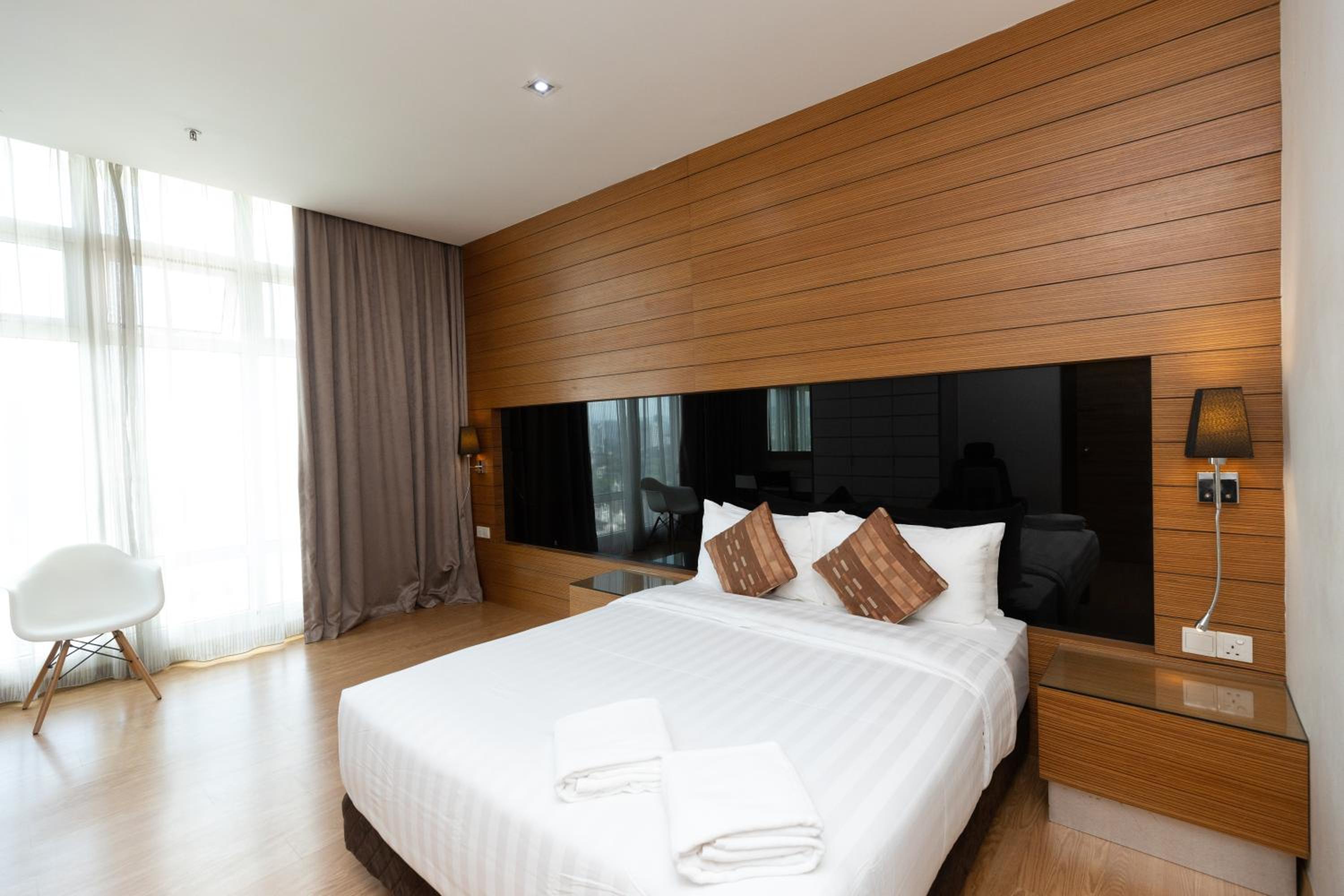 Dua Sentral Residence near KL Sentral by COBNB