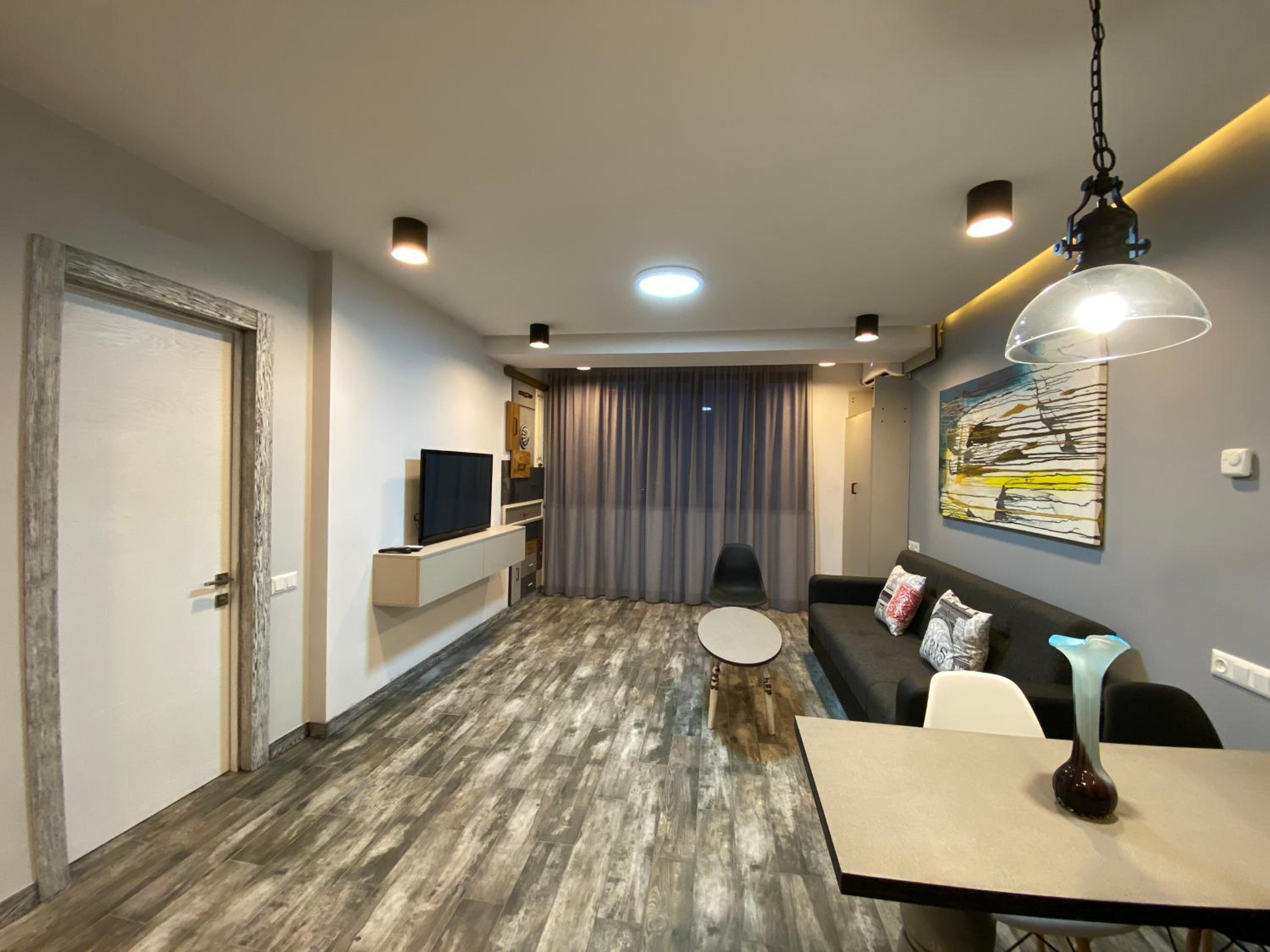 Sayat Nova Avenue, 1 bedroom Loft & Unique apartment SN400
