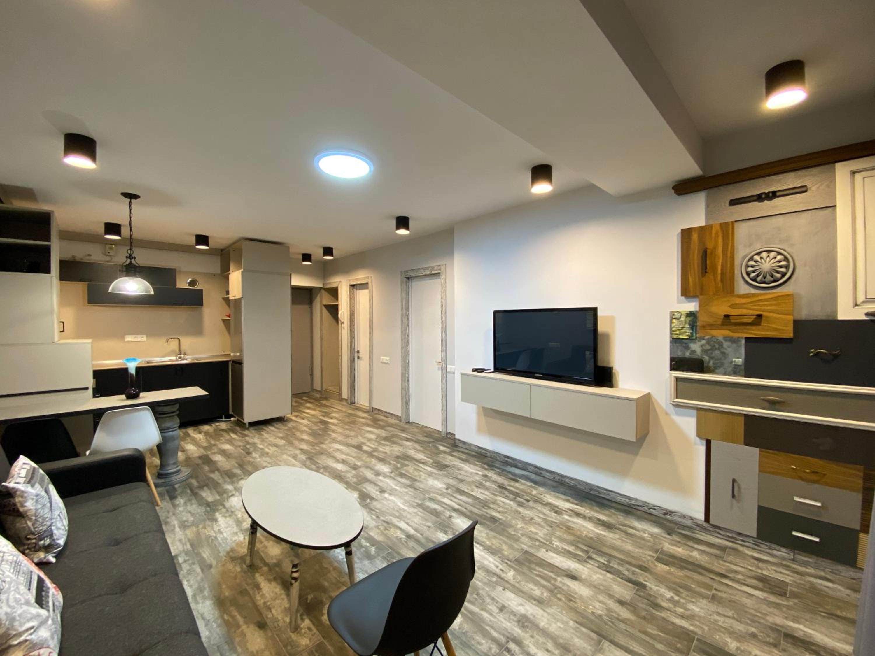 Sayat Nova Avenue, 1 bedroom Loft & Unique apartment SN400