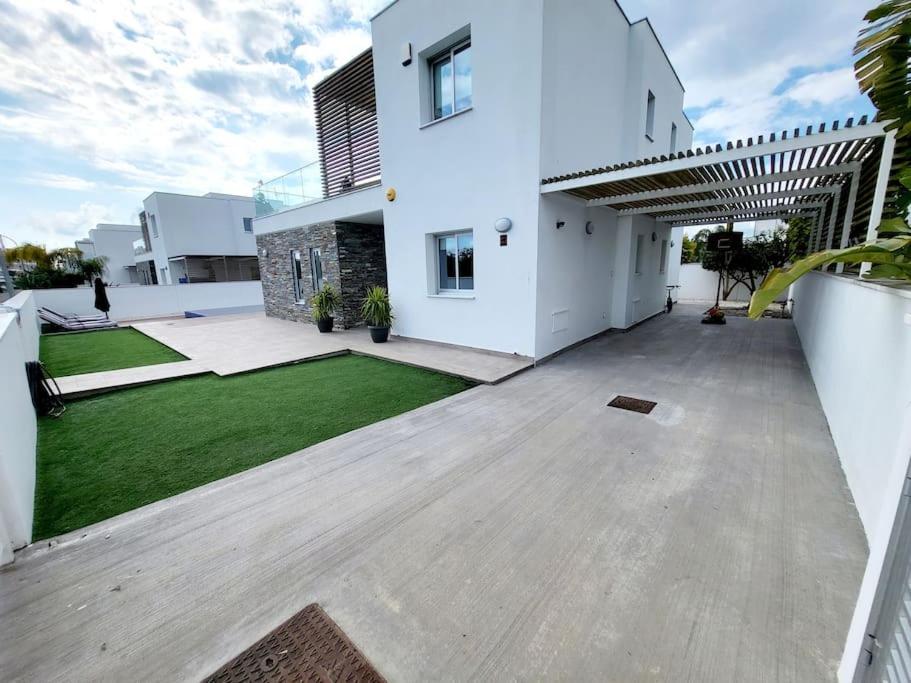 Villa utopia