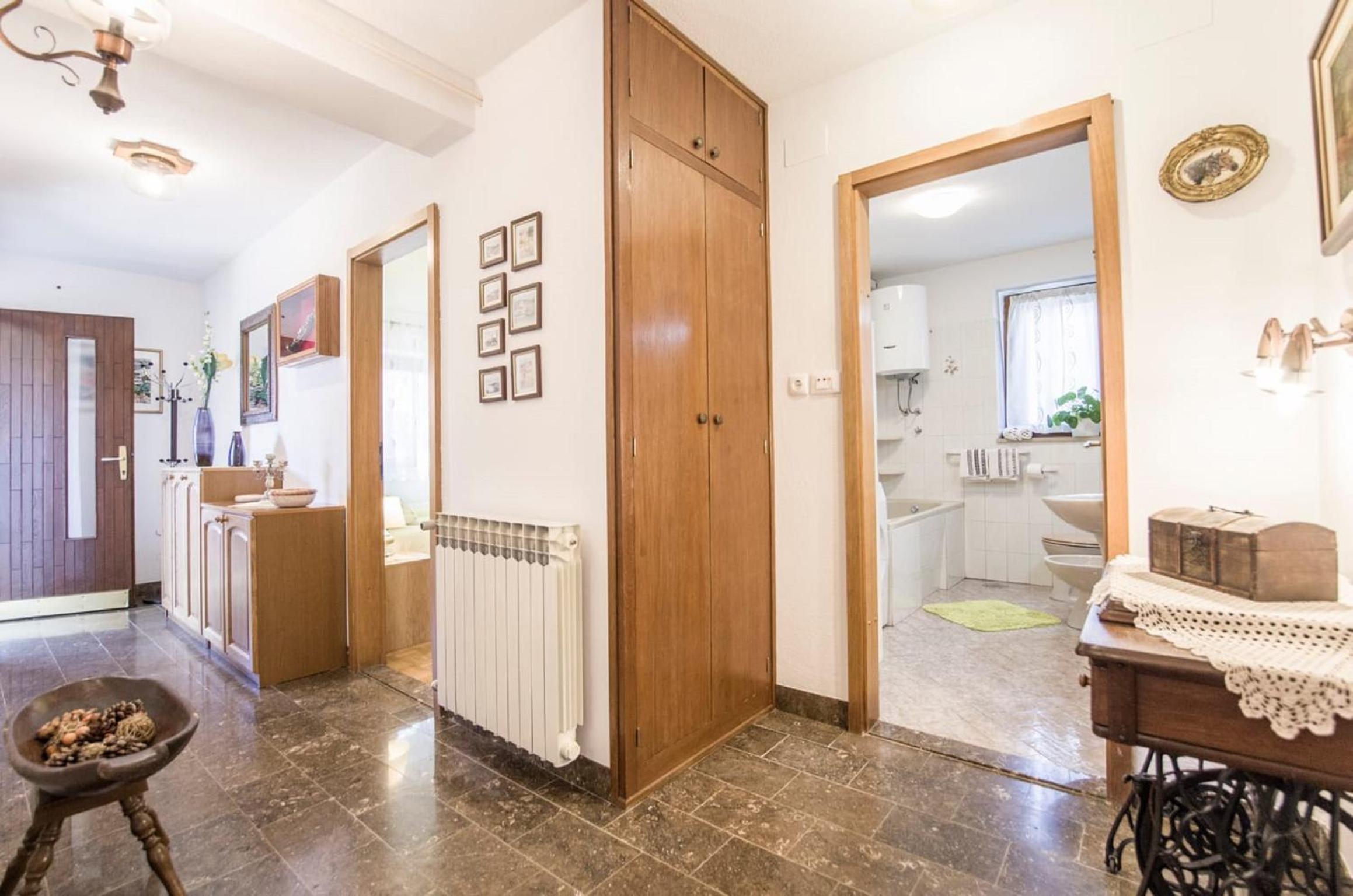 Holiday home Villa Spilla view 5