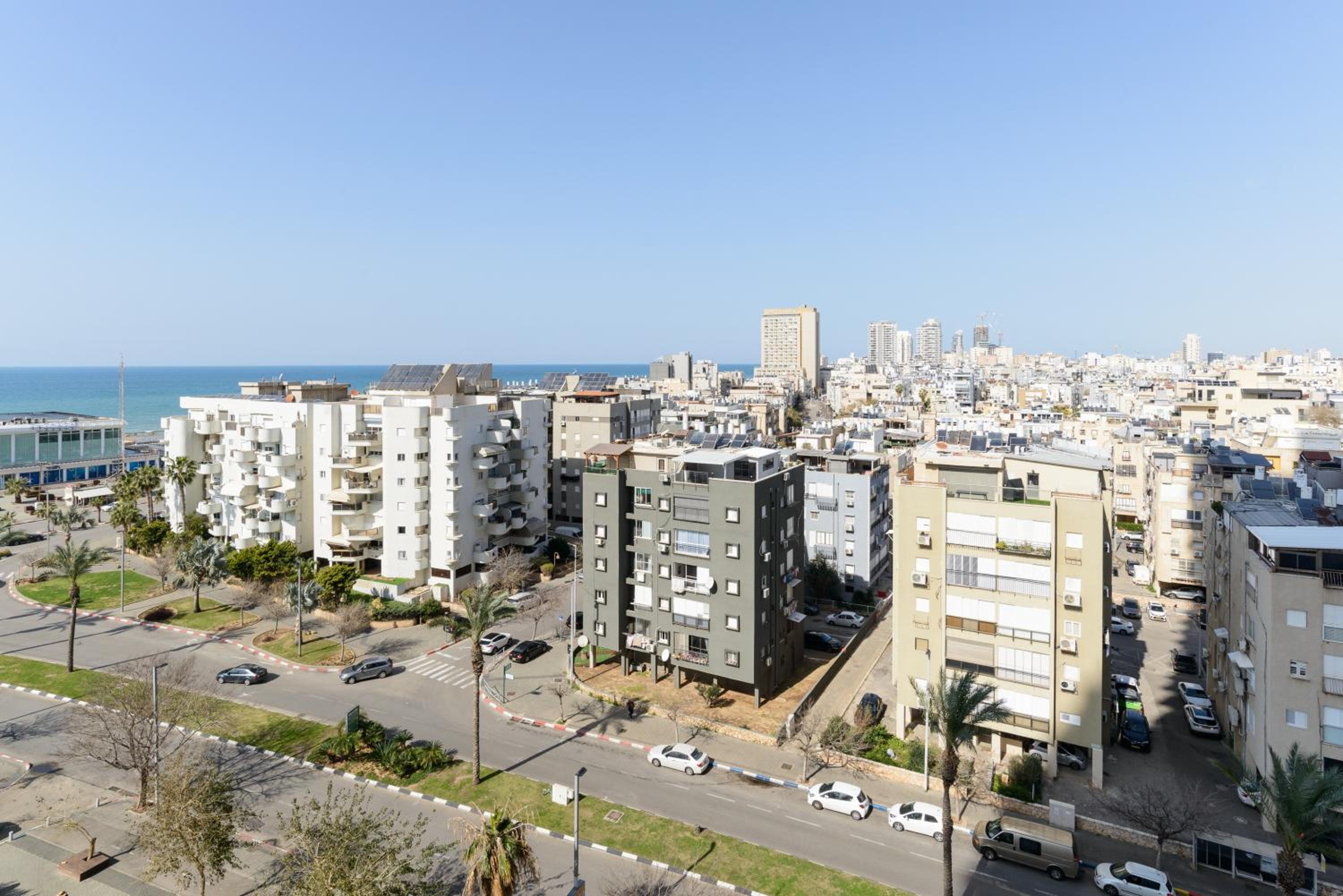 Mamad Bat Yam Luxury Terrace Sea View By Feelhome view 4