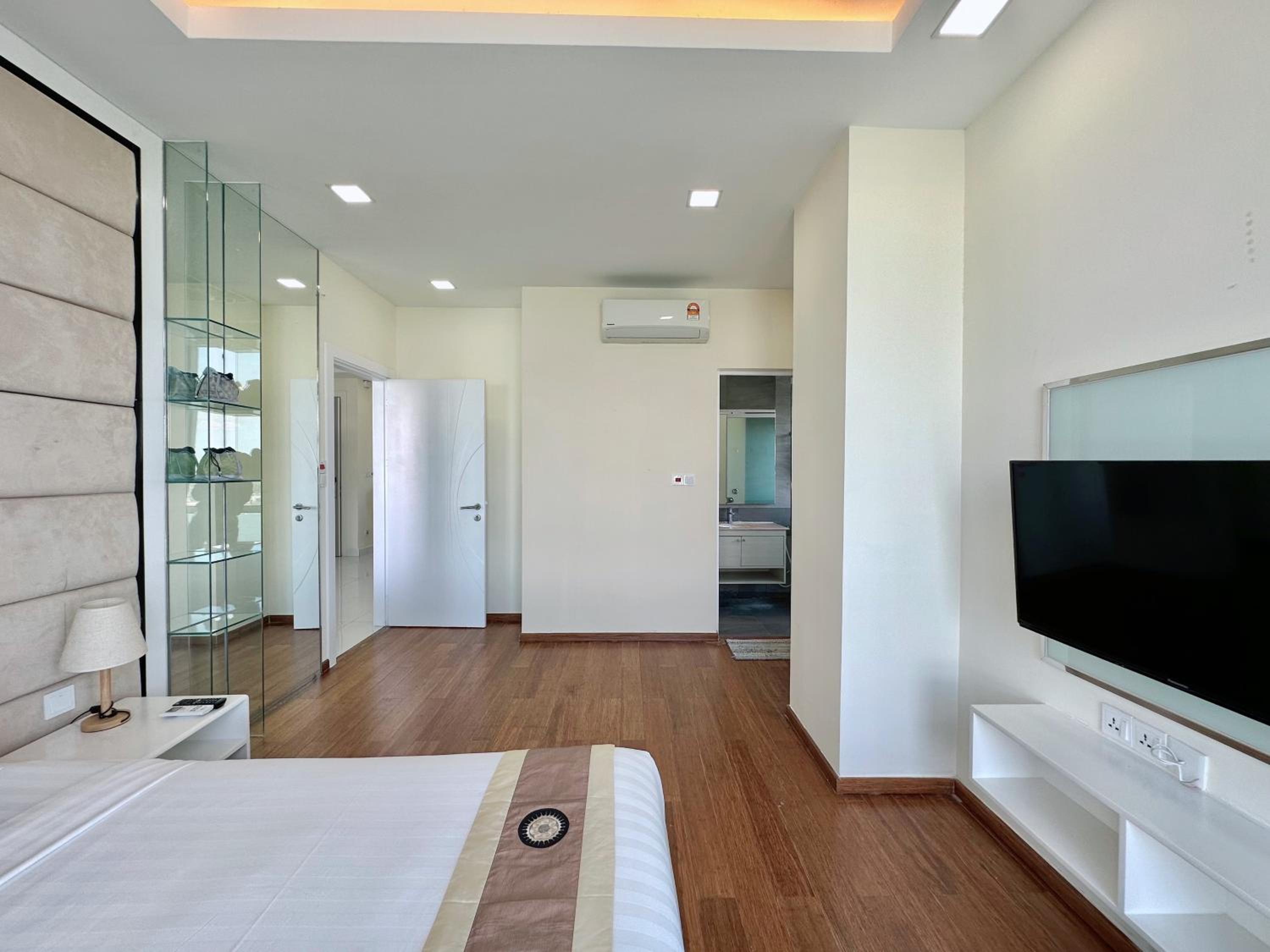 Infinity 28 Hotel and Residence