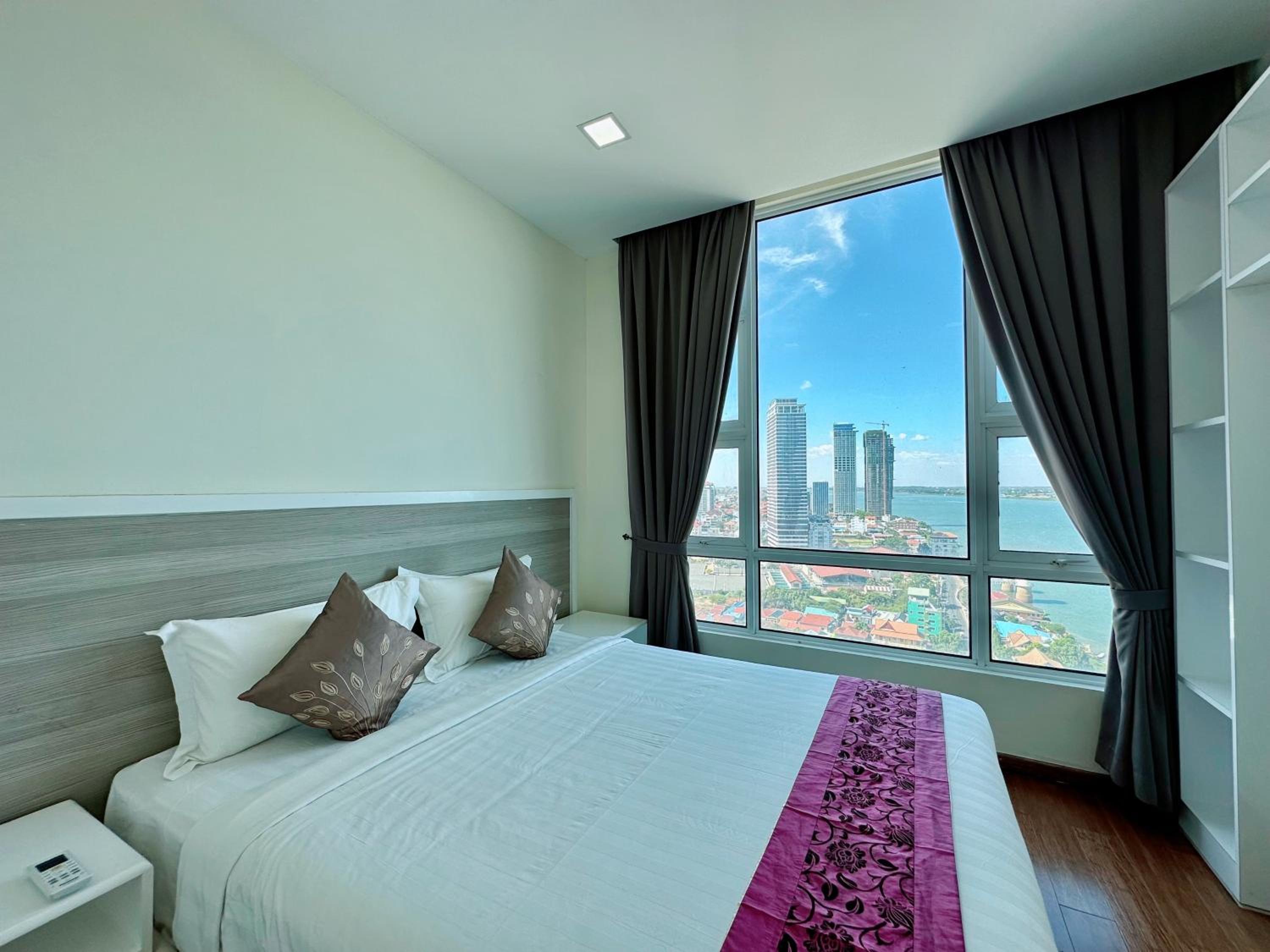 Infinity 28 Hotel and Residence