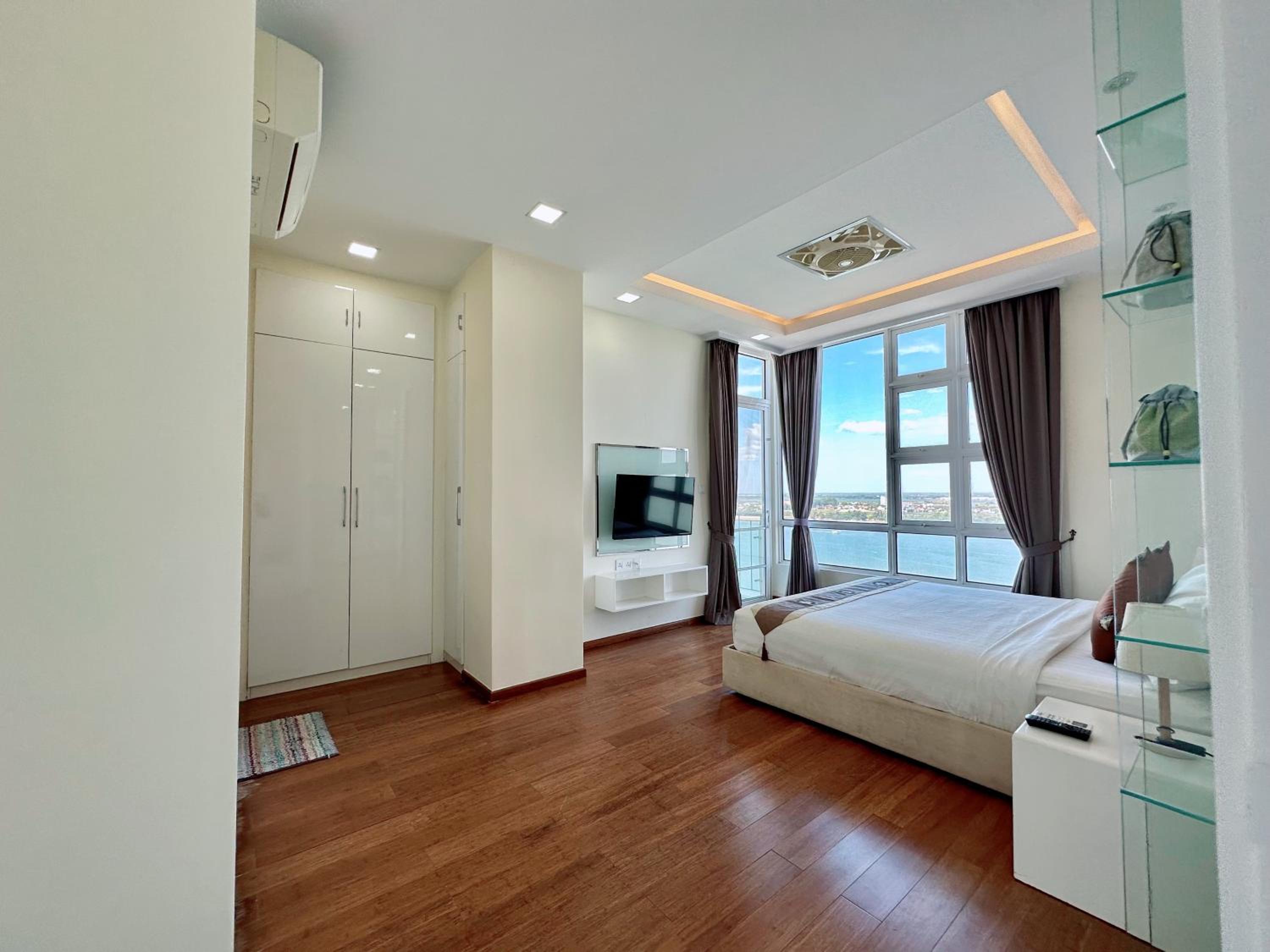 Infinity 28 Hotel and Residence